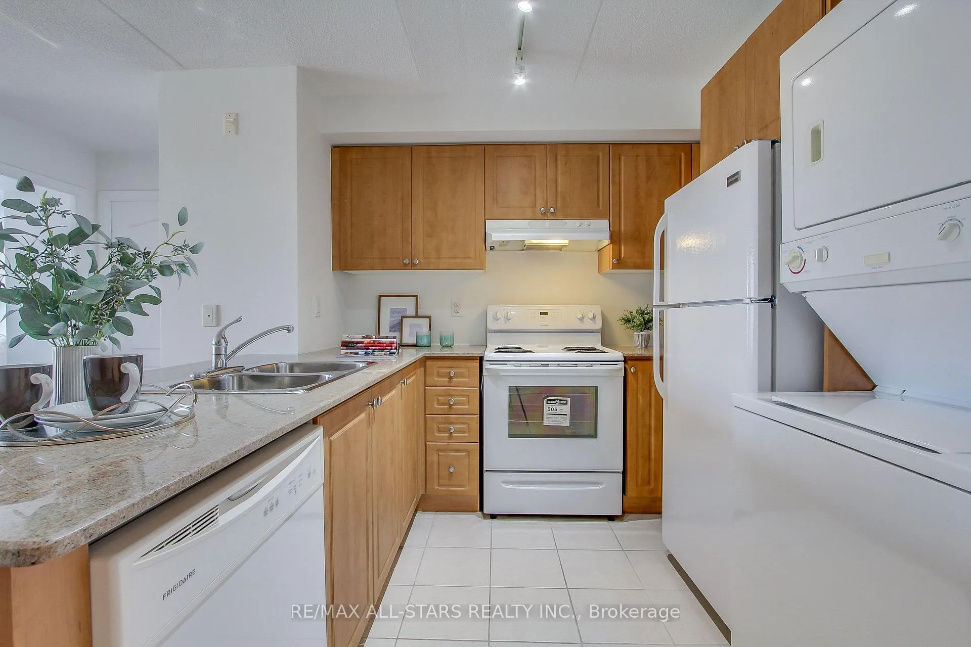 Photo 8 of Unit 610, 4600 Steeles Avenue E, Markham, Milliken Mills East — HOMEH