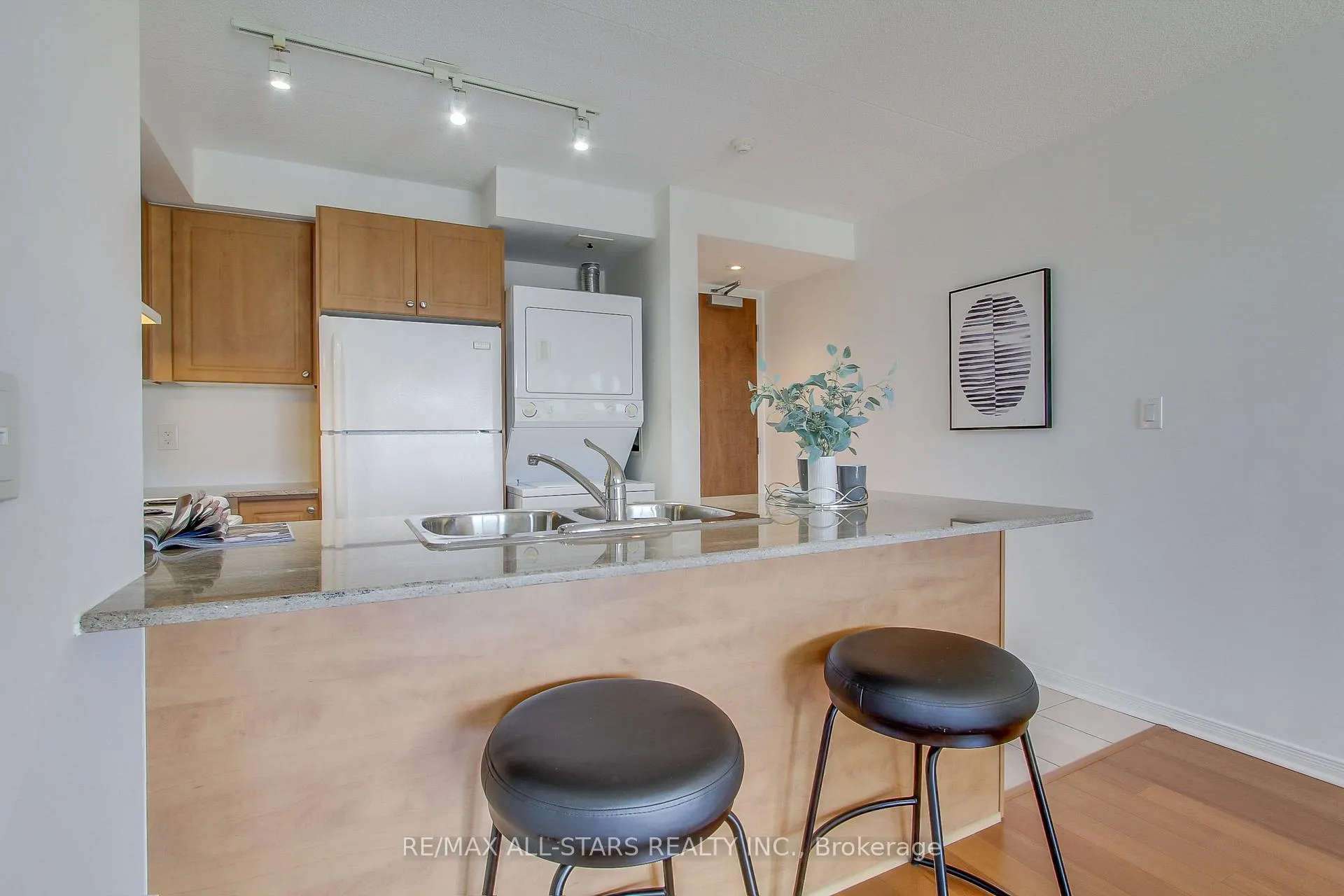Photo 12 of Unit 610, 4600 Steeles Avenue E, Markham, Milliken Mills East — HOMEH