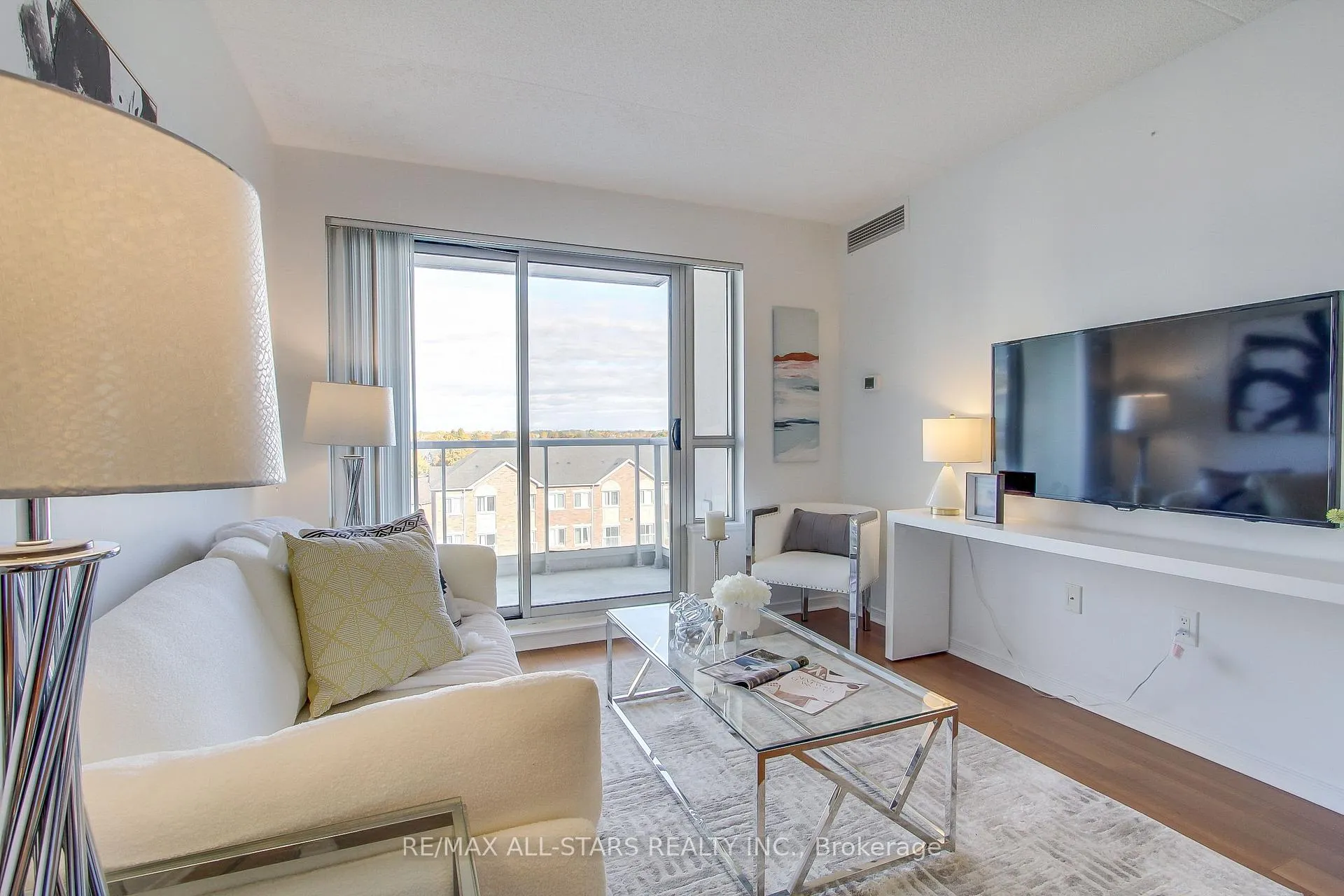 Photo 17 of Unit 610, 4600 Steeles Avenue E, Markham, Milliken Mills East — HOMEH