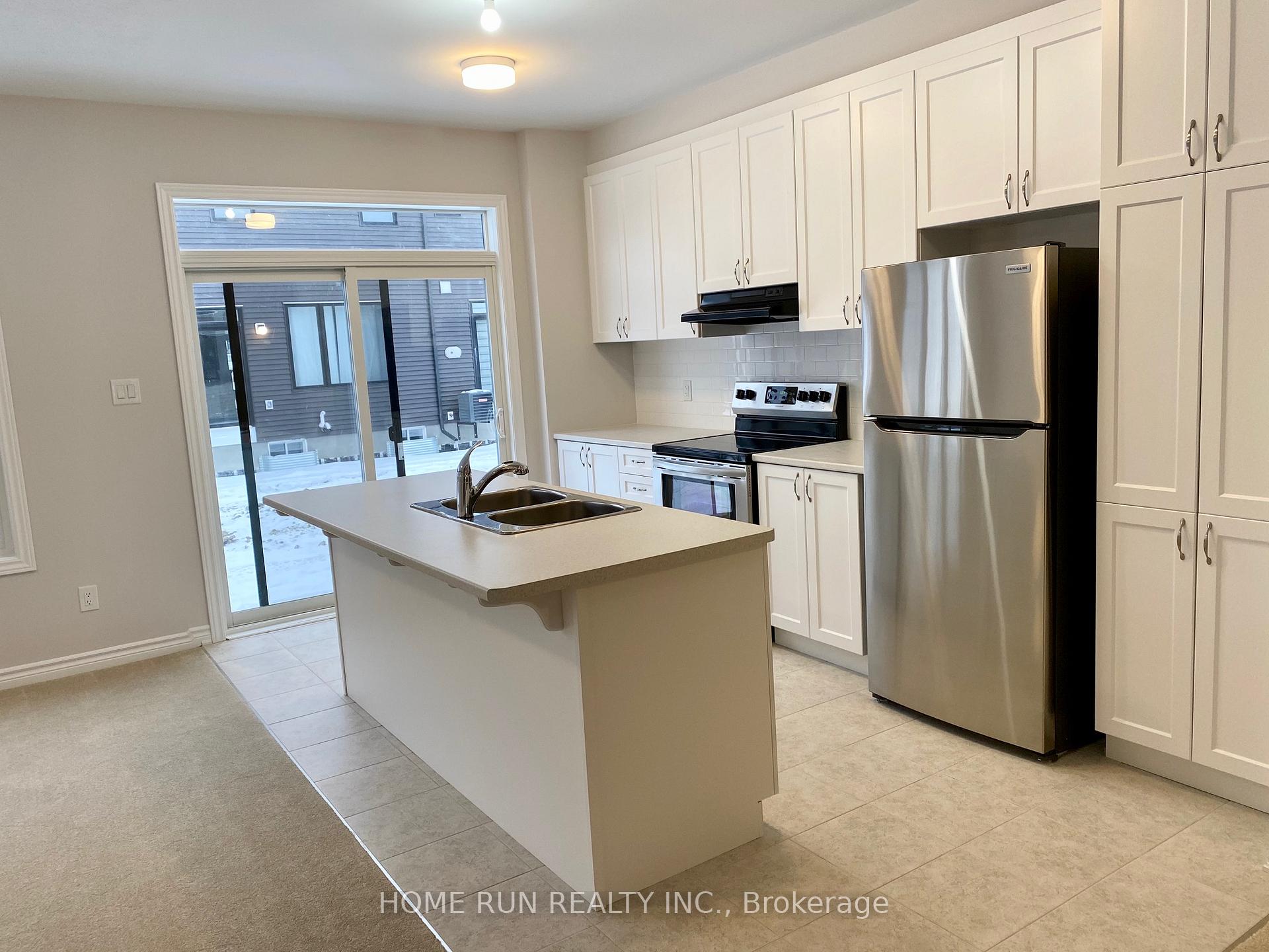 Photo 4 of 833 Regulus Ridge, Ottawa, Barrhaven - Half Moon Bay — HOMEH
