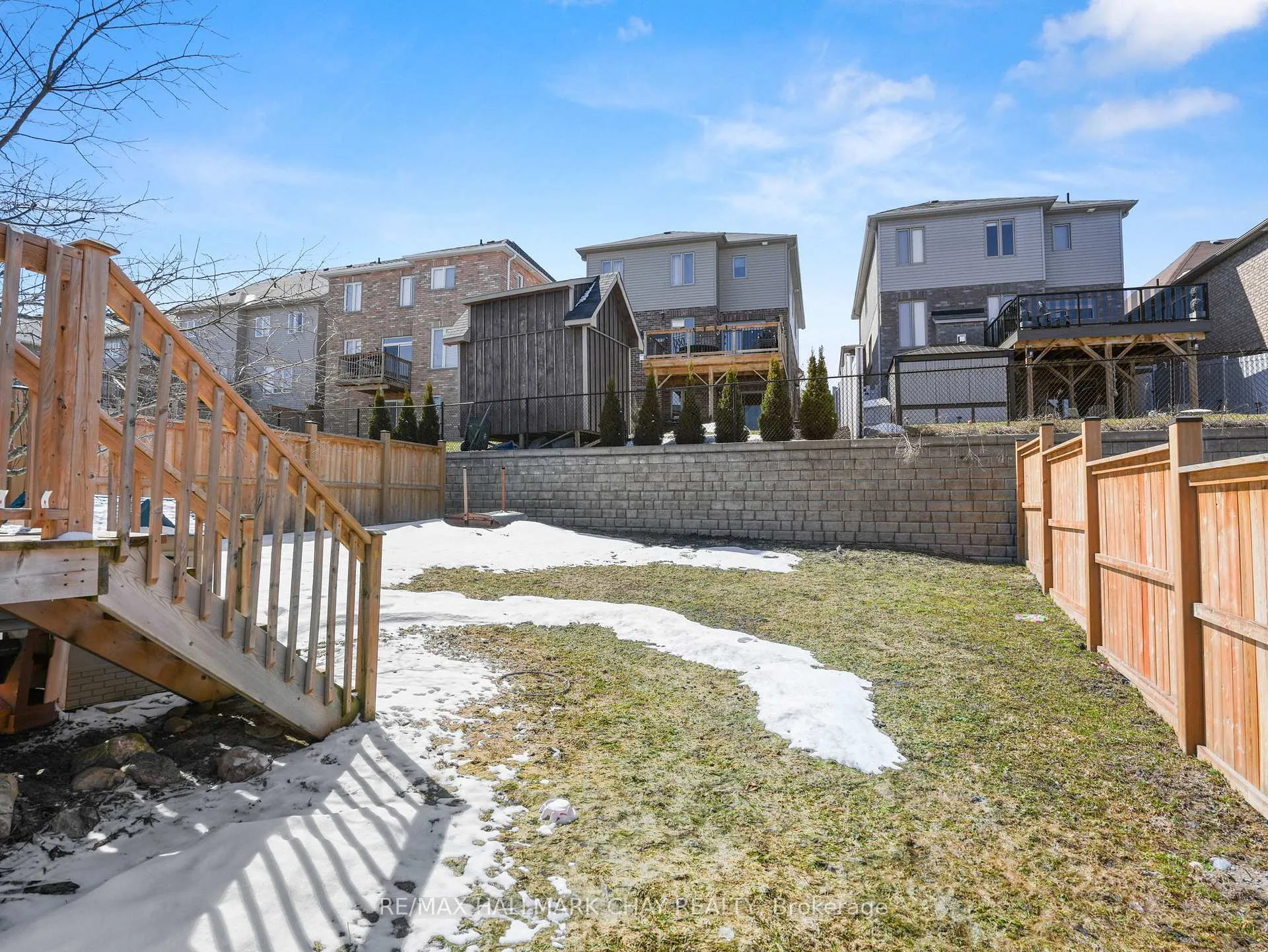 Photo 41 of 112 Pearl Drive, Orillia — HOMEH