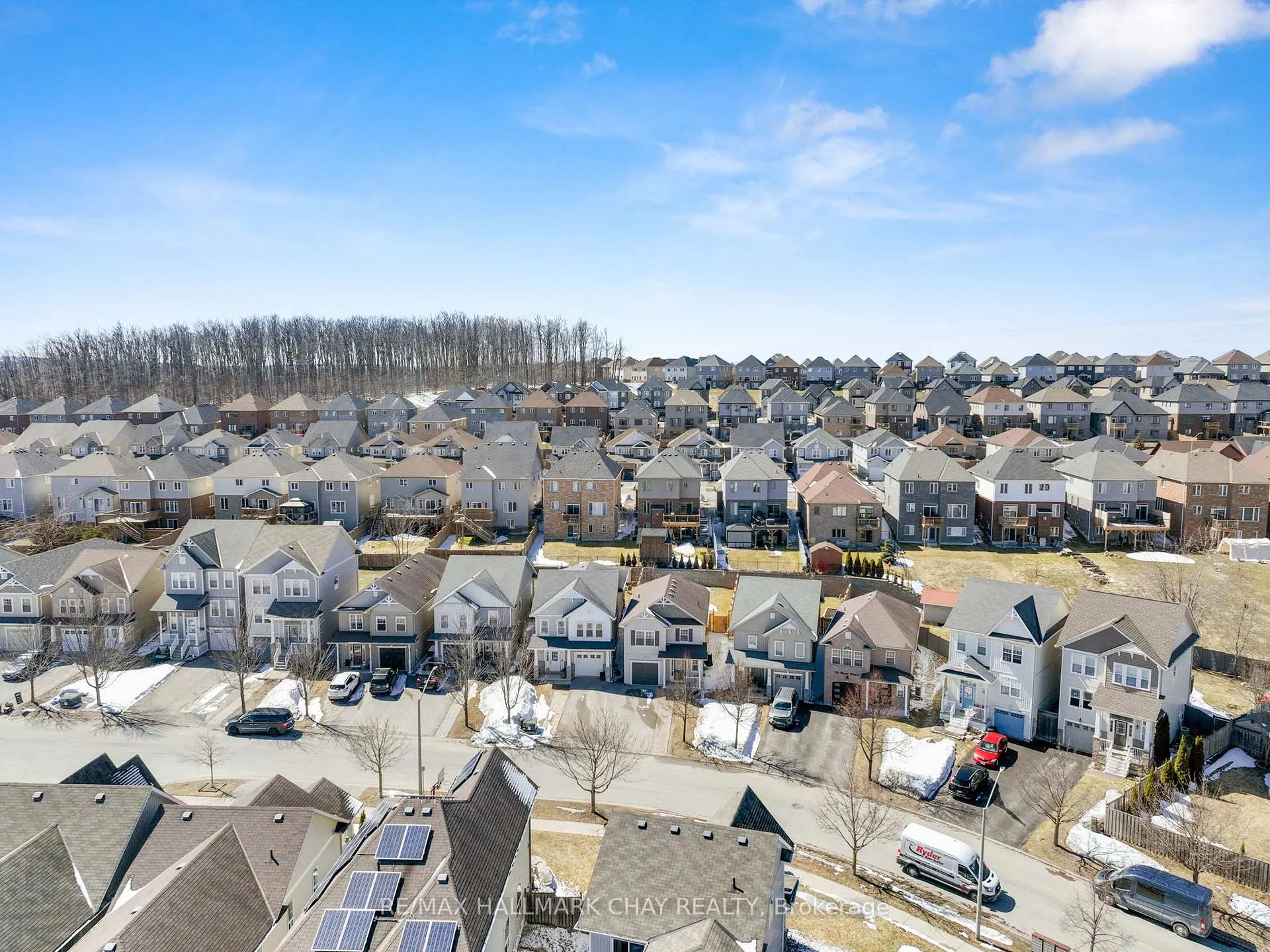 Photo 42 of 112 Pearl Drive, Orillia — HOMEH