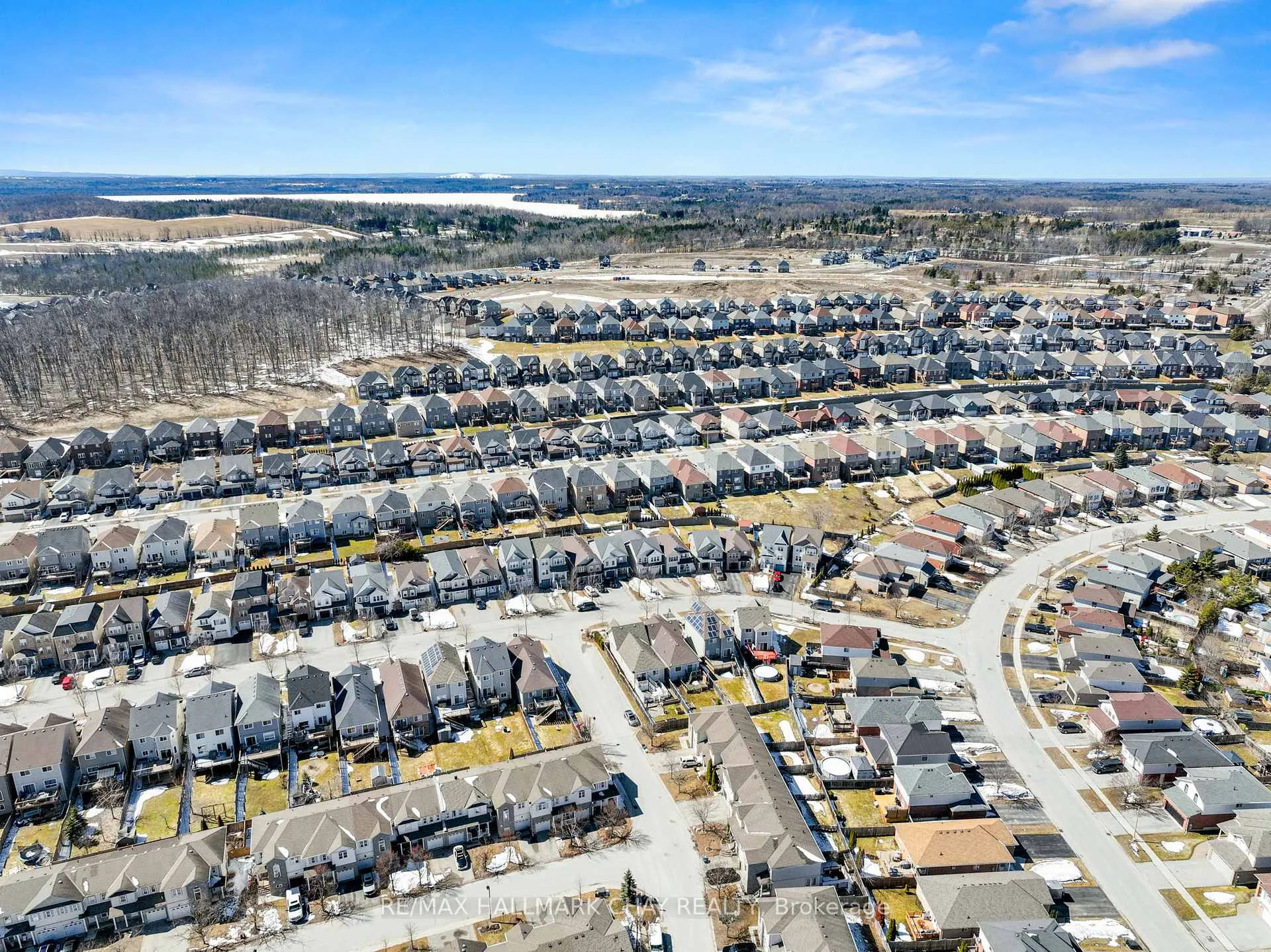 Photo 45 of 112 Pearl Drive, Orillia — HOMEH