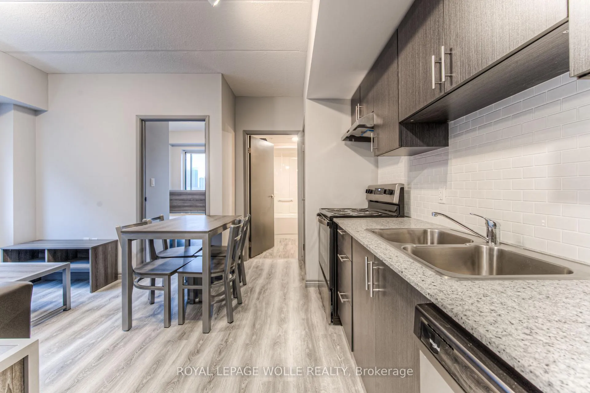 Photo 10 of Unit B404, 275 Larch Street, Waterloo, Lakeshore Village — HOMEH