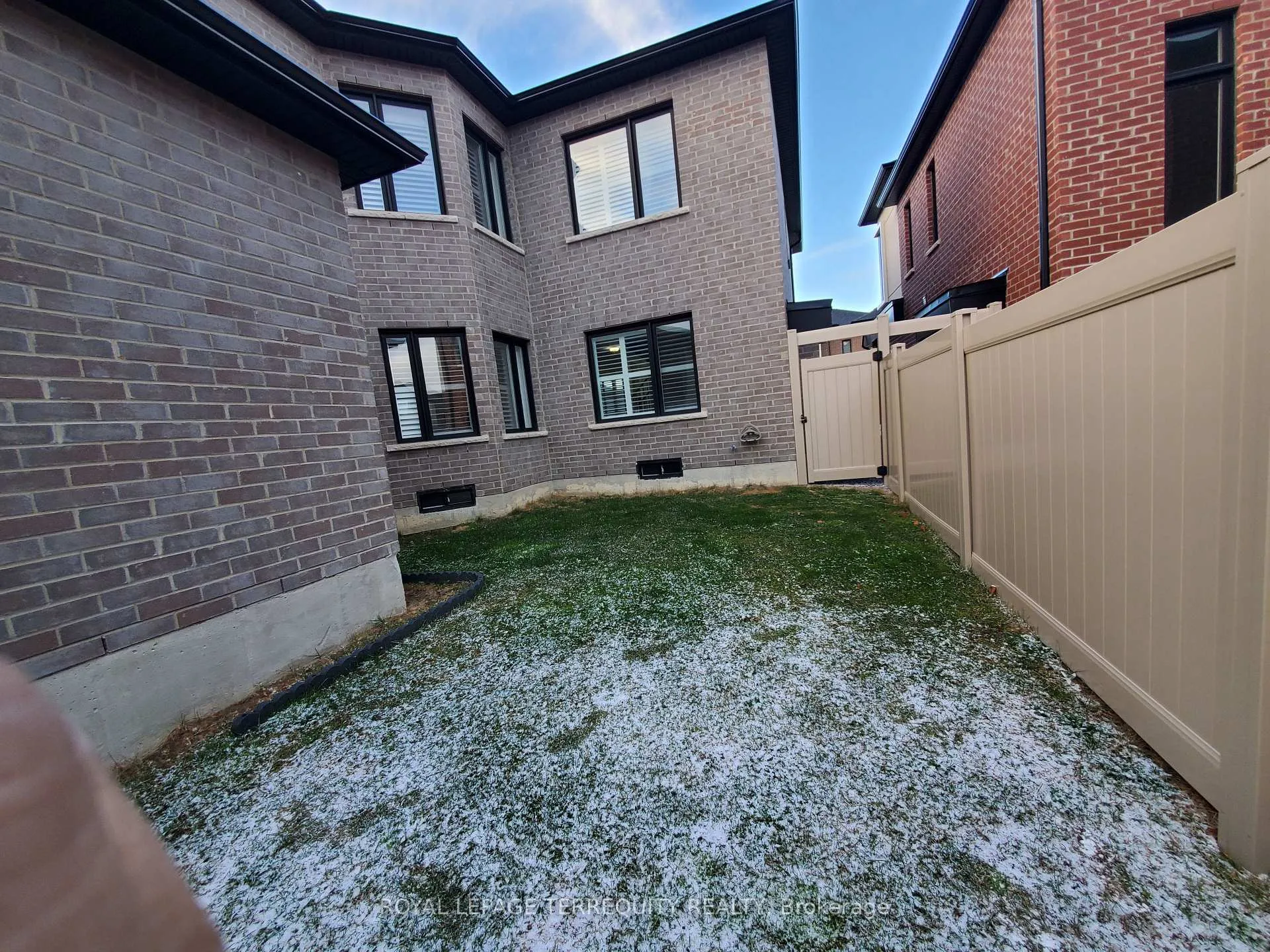 Photo 39 of 3 Sam Priestley Avenue, Markham, Cornell — HOMEH