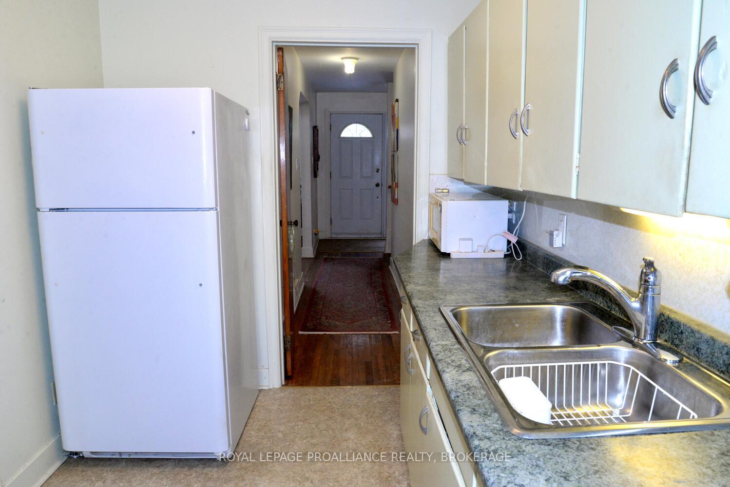 Photo 15 of 615 Hillside Drive, Gananoque — HOMEH