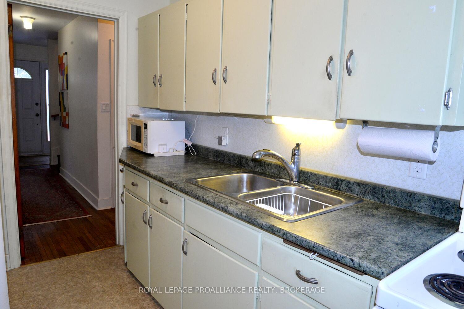 Photo 16 of 615 Hillside Drive, Gananoque — HOMEH