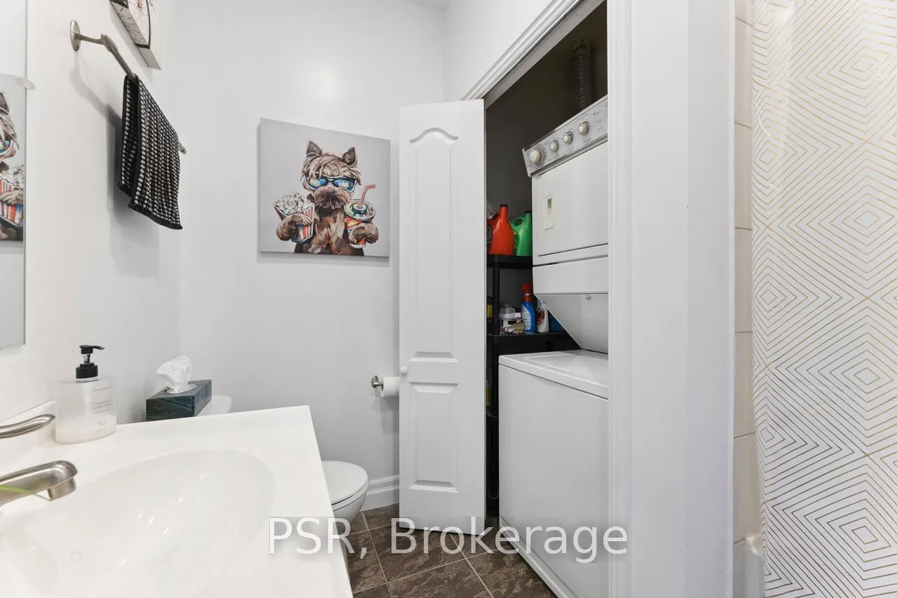 Photo 11 of Unit 103, 44 Bond Street, Oshawa, O'Neill — HOMEH