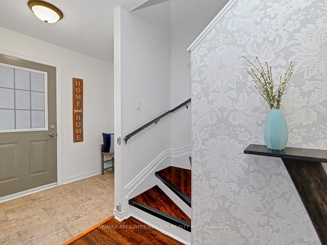 Photo 3 of 48 Johnston Street, Carleton Place — HOMEH