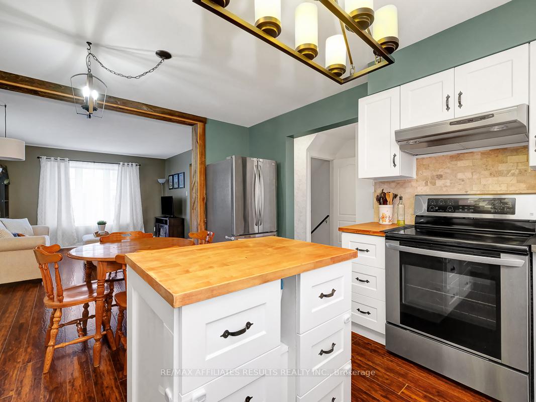 Photo 19 of 48 Johnston Street, Carleton Place — HOMEH