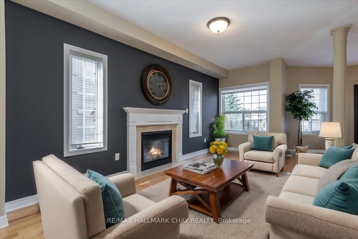 Photo 13 of 11 Sovereign's Gate, Barrie, Innis-Shore — HOMEH