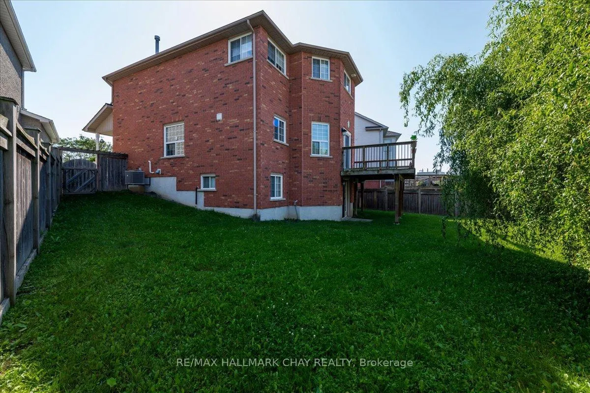 Photo 31 of 11 Sovereign's Gate, Barrie, Innis-Shore — HOMEH