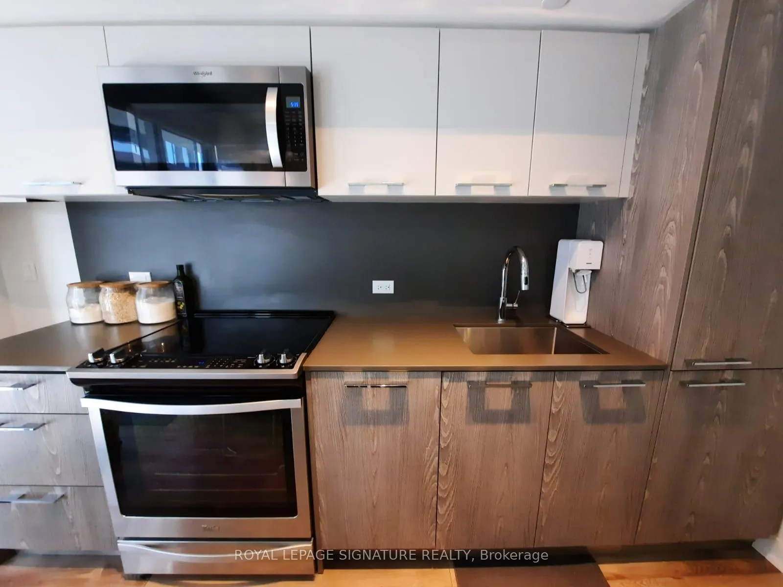 Photo 2 of Unit 410, 15 Baseball Place, Toronto, South Riverdale — HOMEH