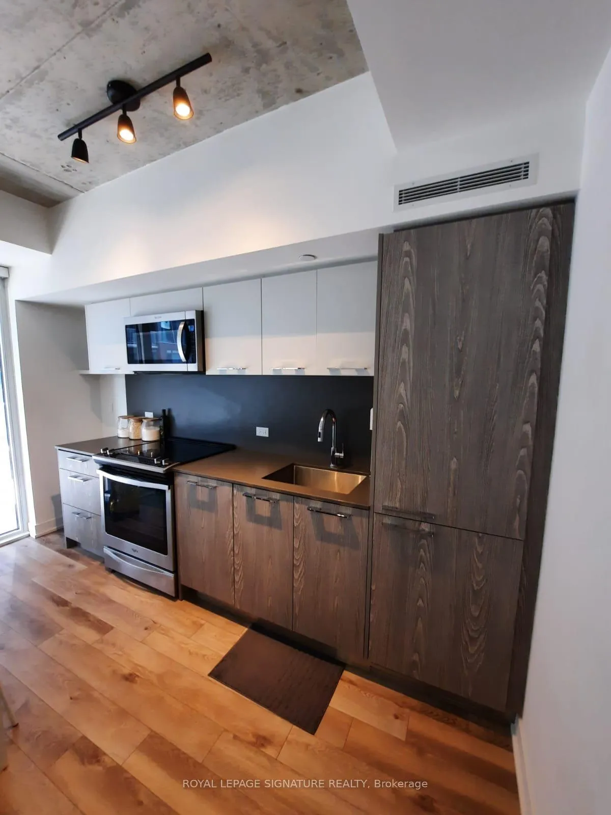 Photo 3 of Unit 410, 15 Baseball Place, Toronto, South Riverdale — HOMEH