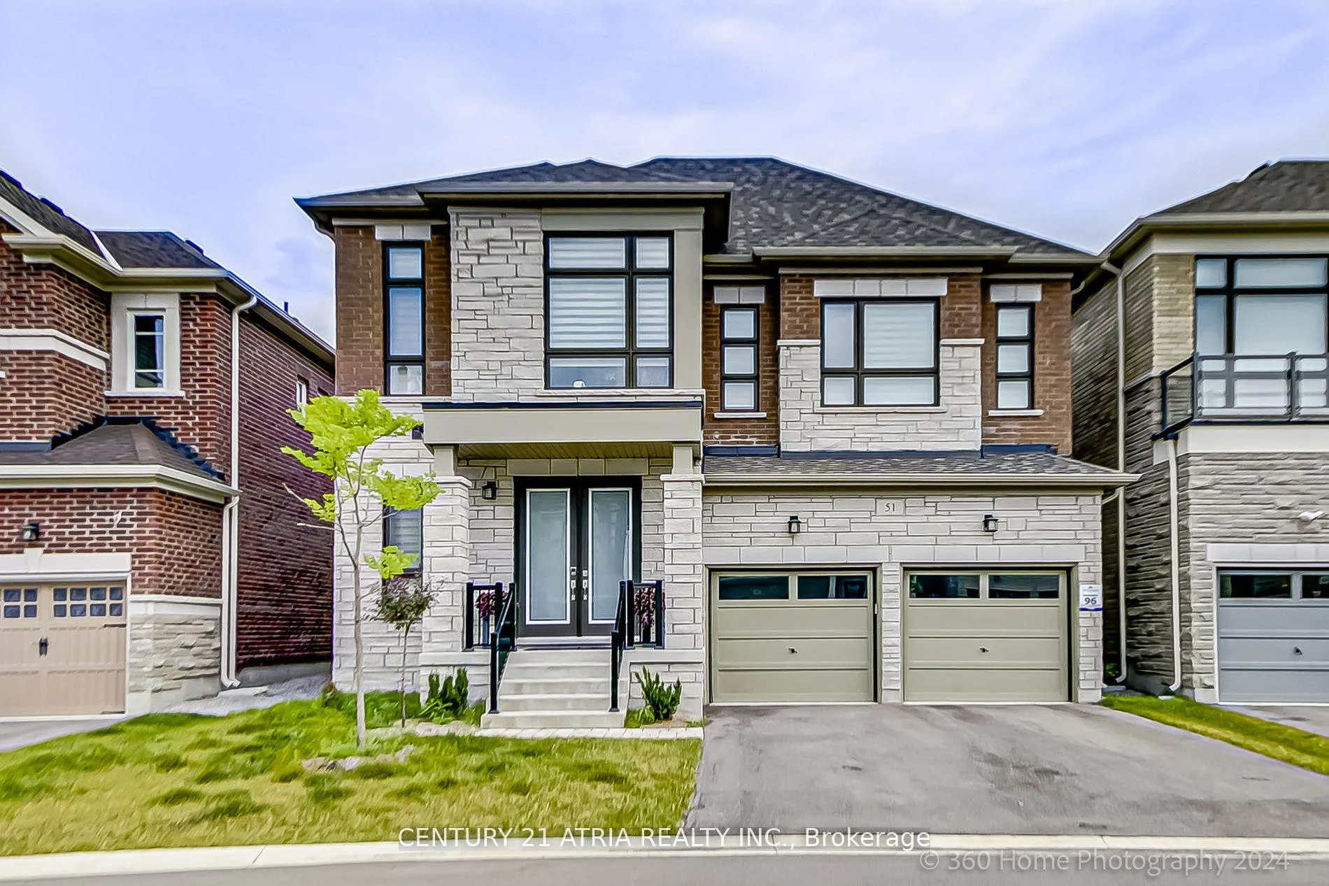 Photo 2 of 51 Woodhaven Avenue, Aurora, Aurora Estates — HOMEH