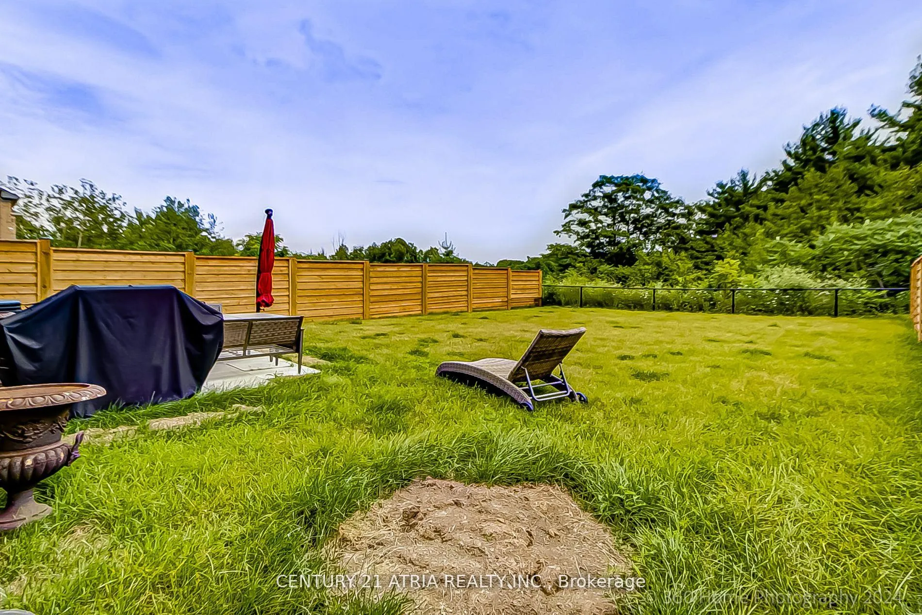 Photo 5 of 51 Woodhaven Avenue, Aurora, Aurora Estates — HOMEH
