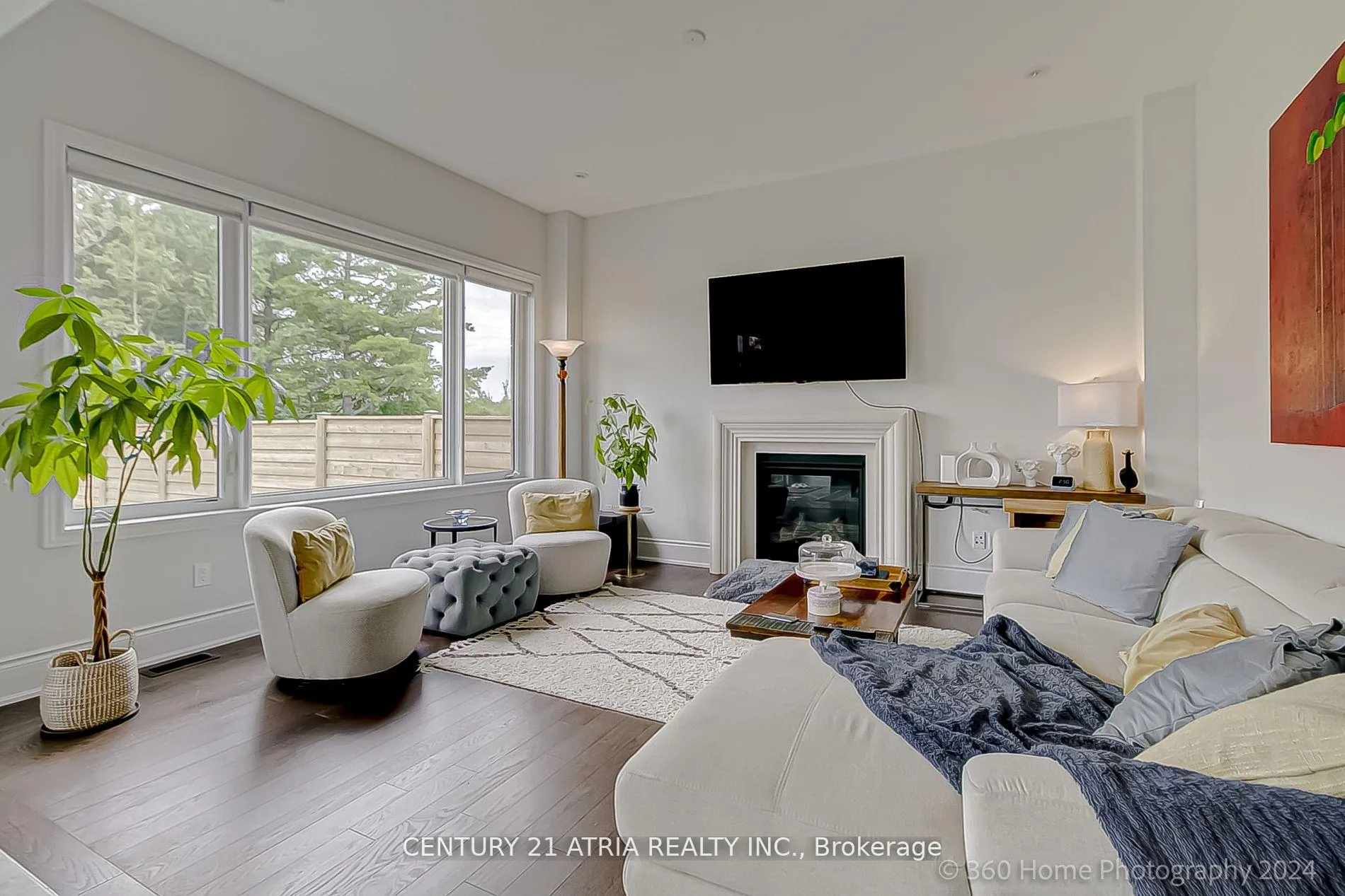Photo 20 of 51 Woodhaven Avenue, Aurora, Aurora Estates — HOMEH