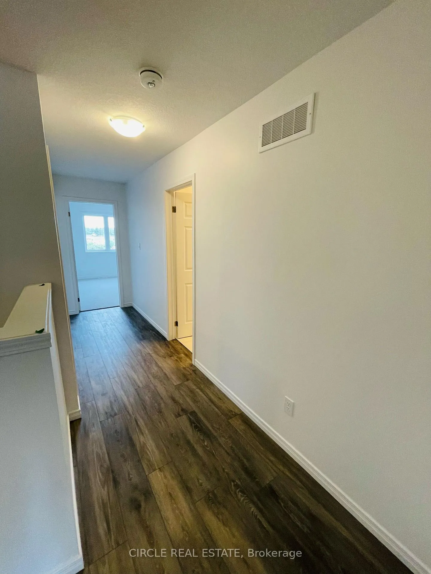 Photo 3 of 28 Goldie Ml Road W, Kitchener, Mill Courtland Woodside Park — HOMEH