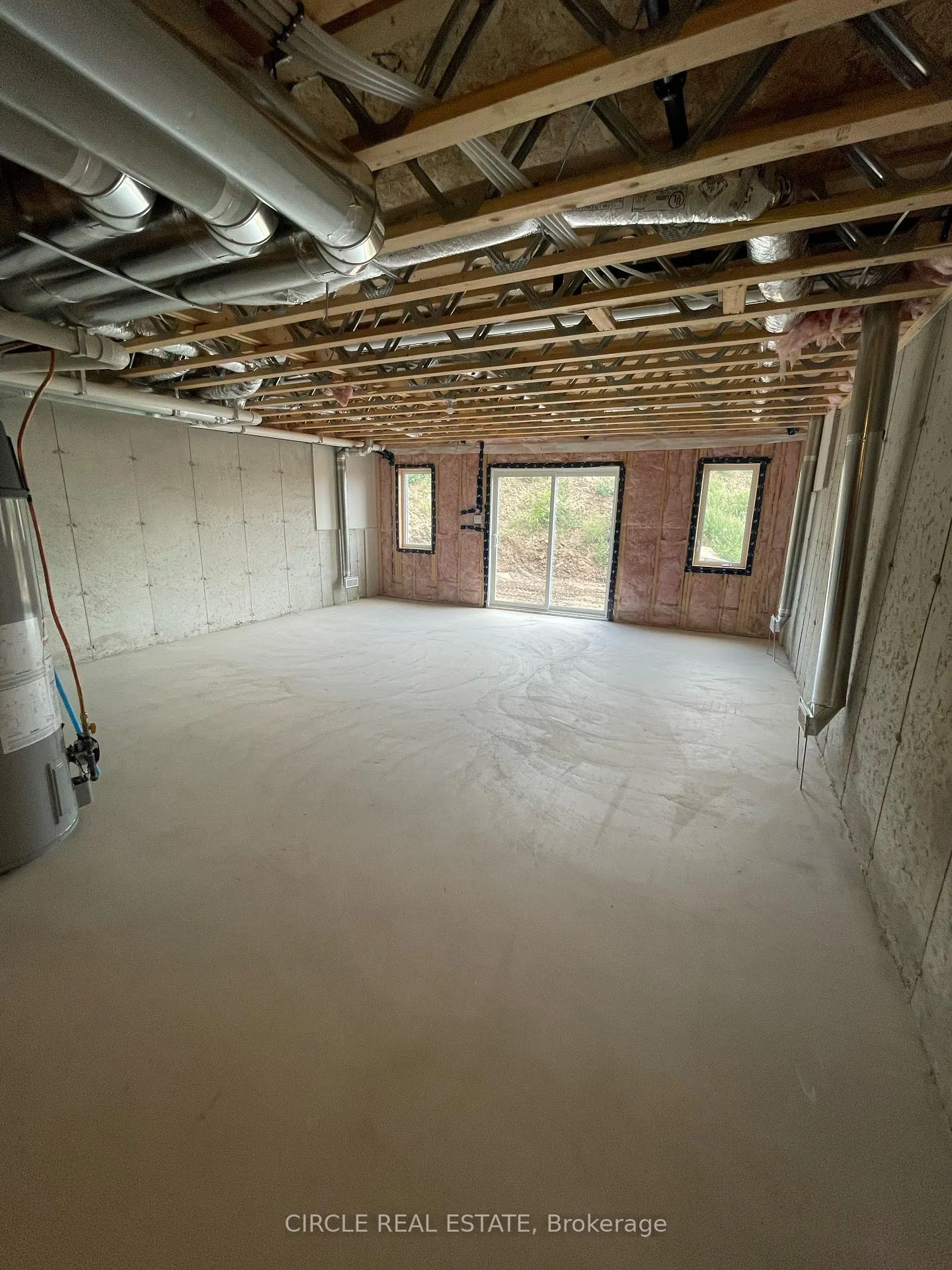 Photo 13 of 28 Goldie Ml Road W, Kitchener, Mill Courtland Woodside Park — HOMEH