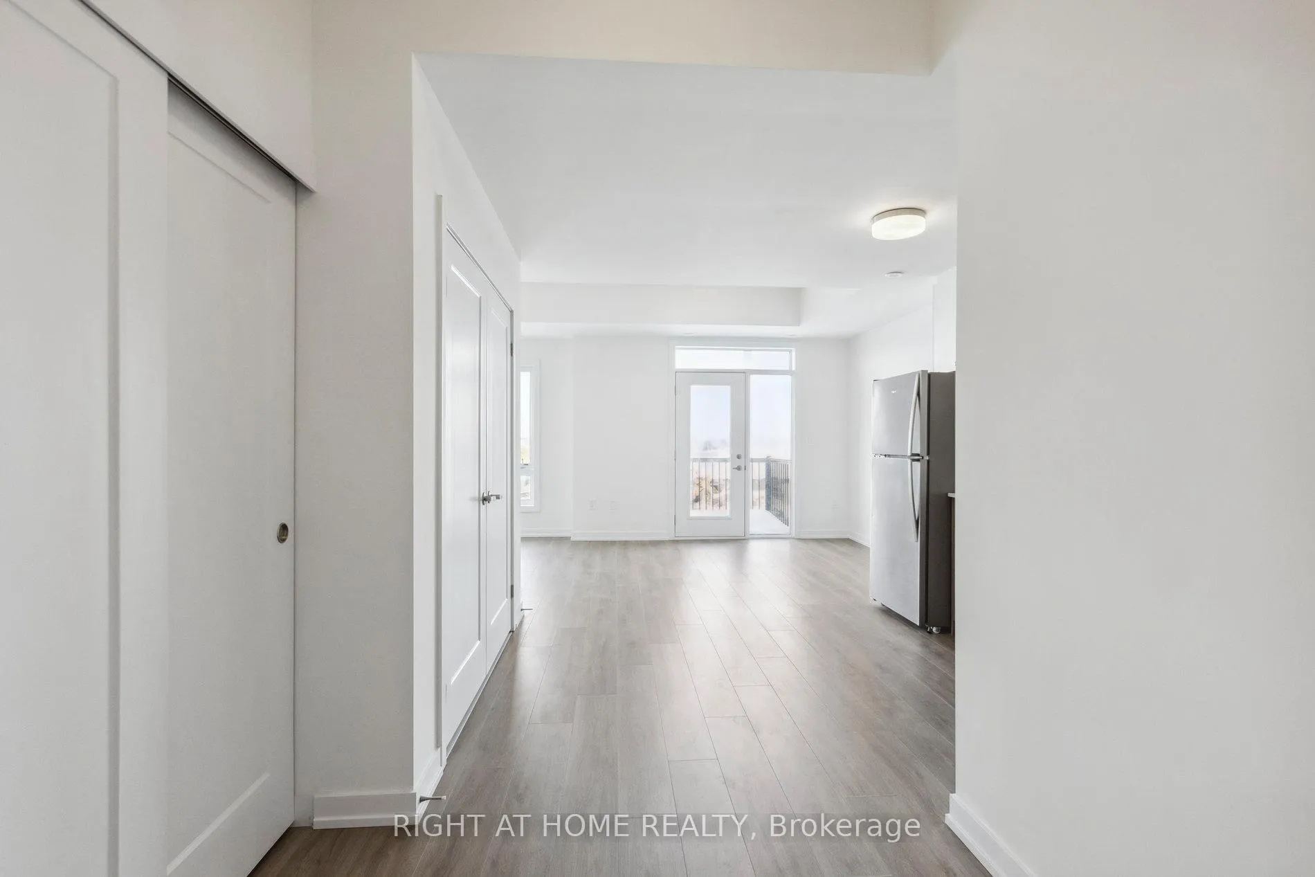Photo 7 of Unit M23, 40 Palace Street, Kitchener — HOMEH