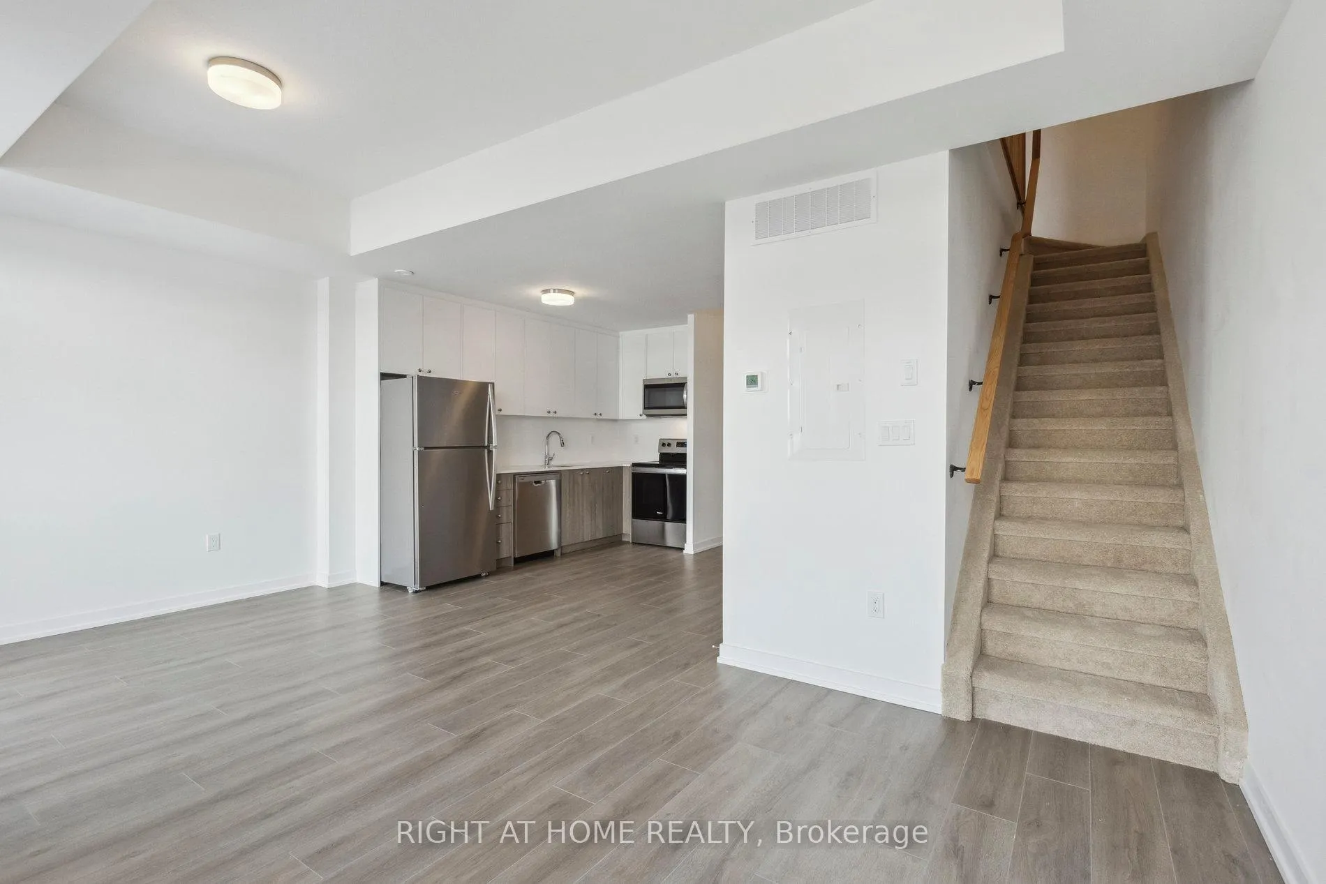 Photo 15 of Unit M23, 40 Palace Street, Kitchener — HOMEH