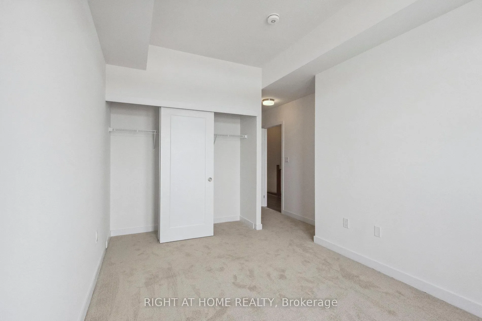 Photo 21 of Unit M23, 40 Palace Street, Kitchener — HOMEH