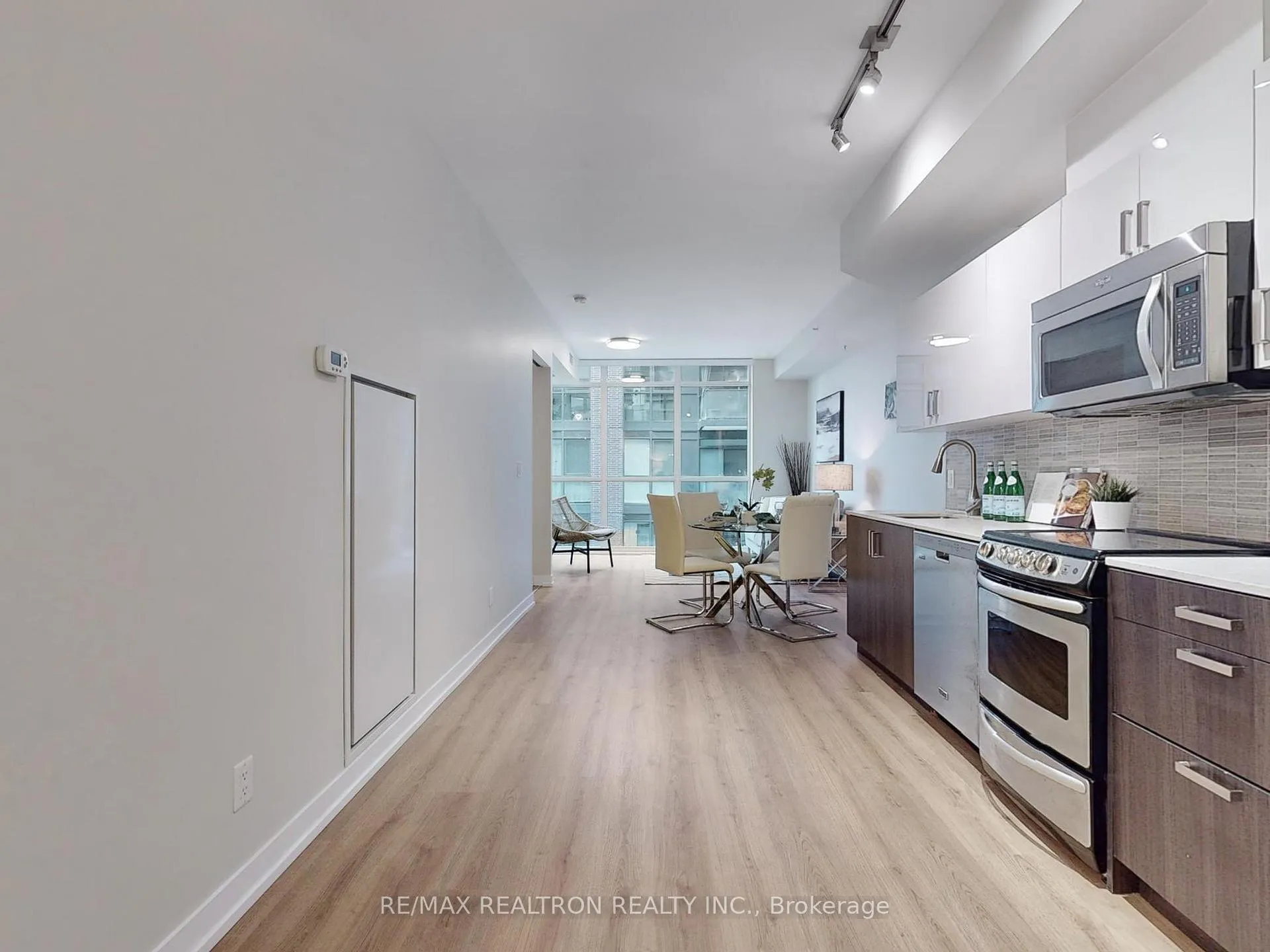 Photo 14 of Unit 302, 36 Howard Park Avenue, Toronto, Roncesvalles — HOMEH