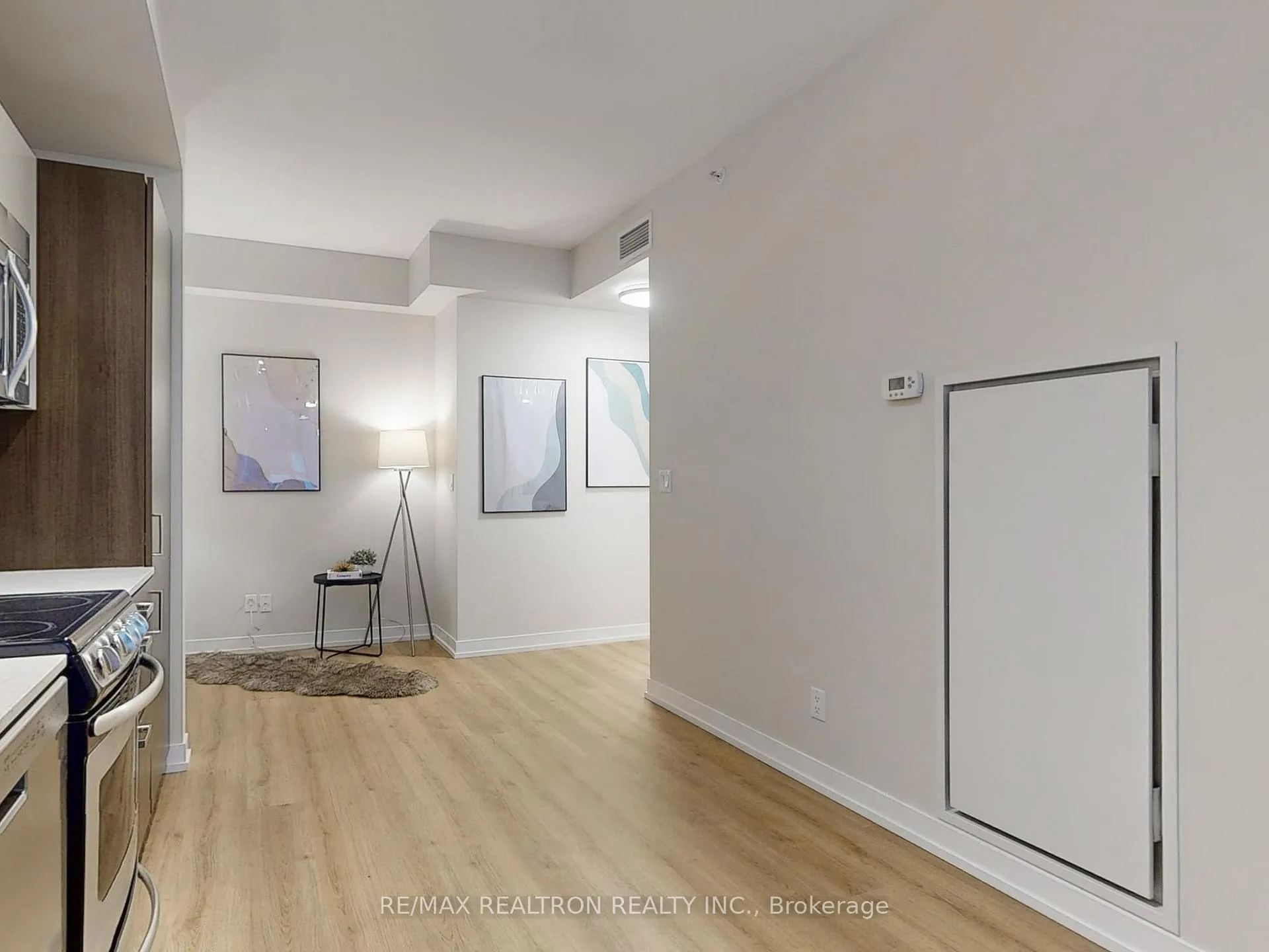 Photo 18 of Unit 302, 36 Howard Park Avenue, Toronto, Roncesvalles — HOMEH