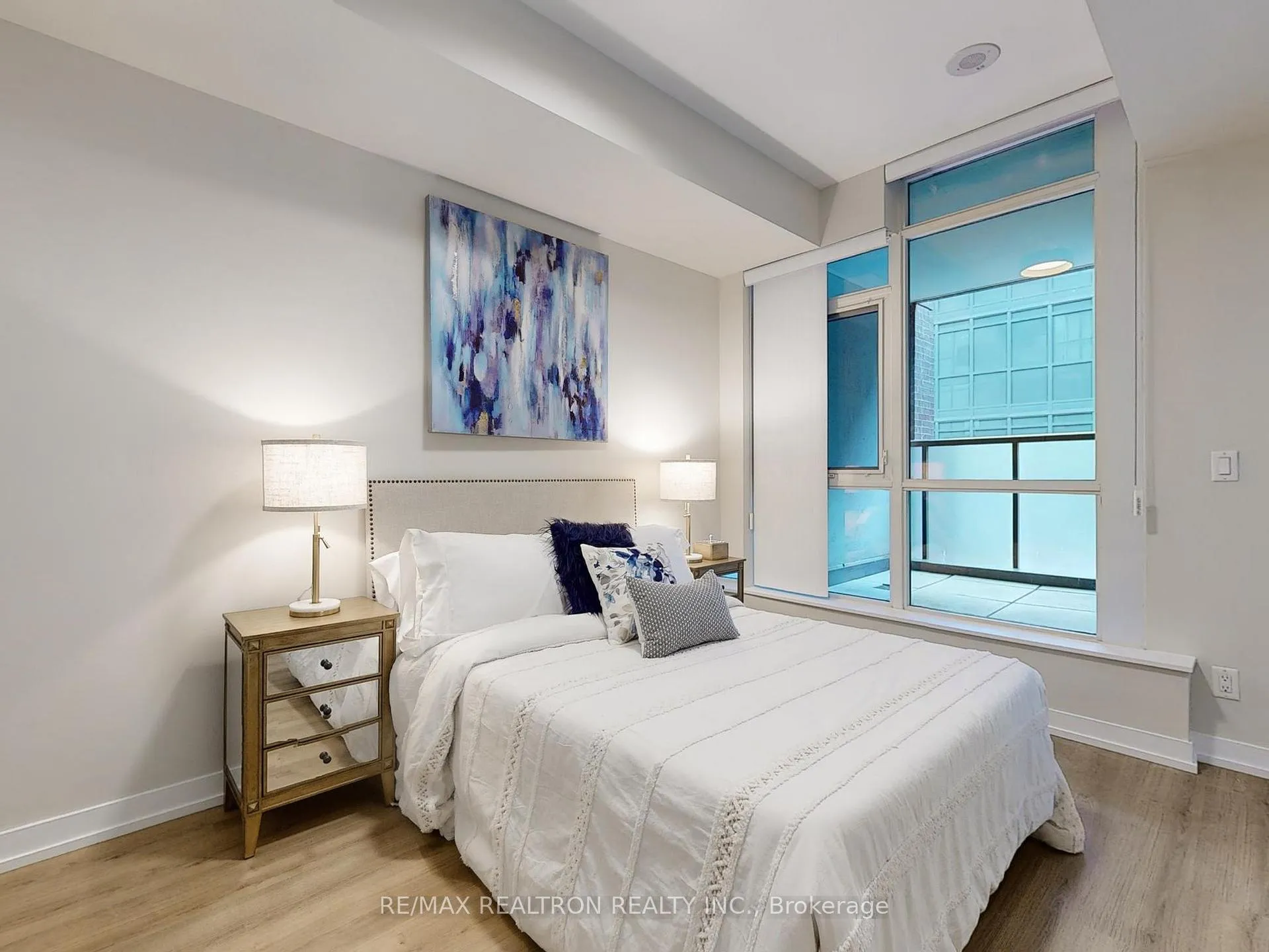 Photo 19 of Unit 302, 36 Howard Park Avenue, Toronto, Roncesvalles — HOMEH