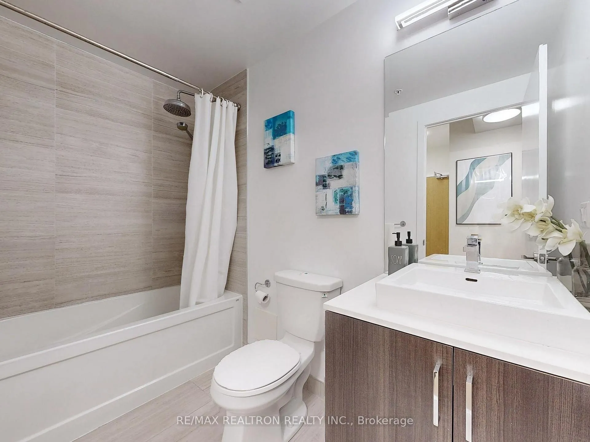 Photo 23 of Unit 302, 36 Howard Park Avenue, Toronto, Roncesvalles — HOMEH