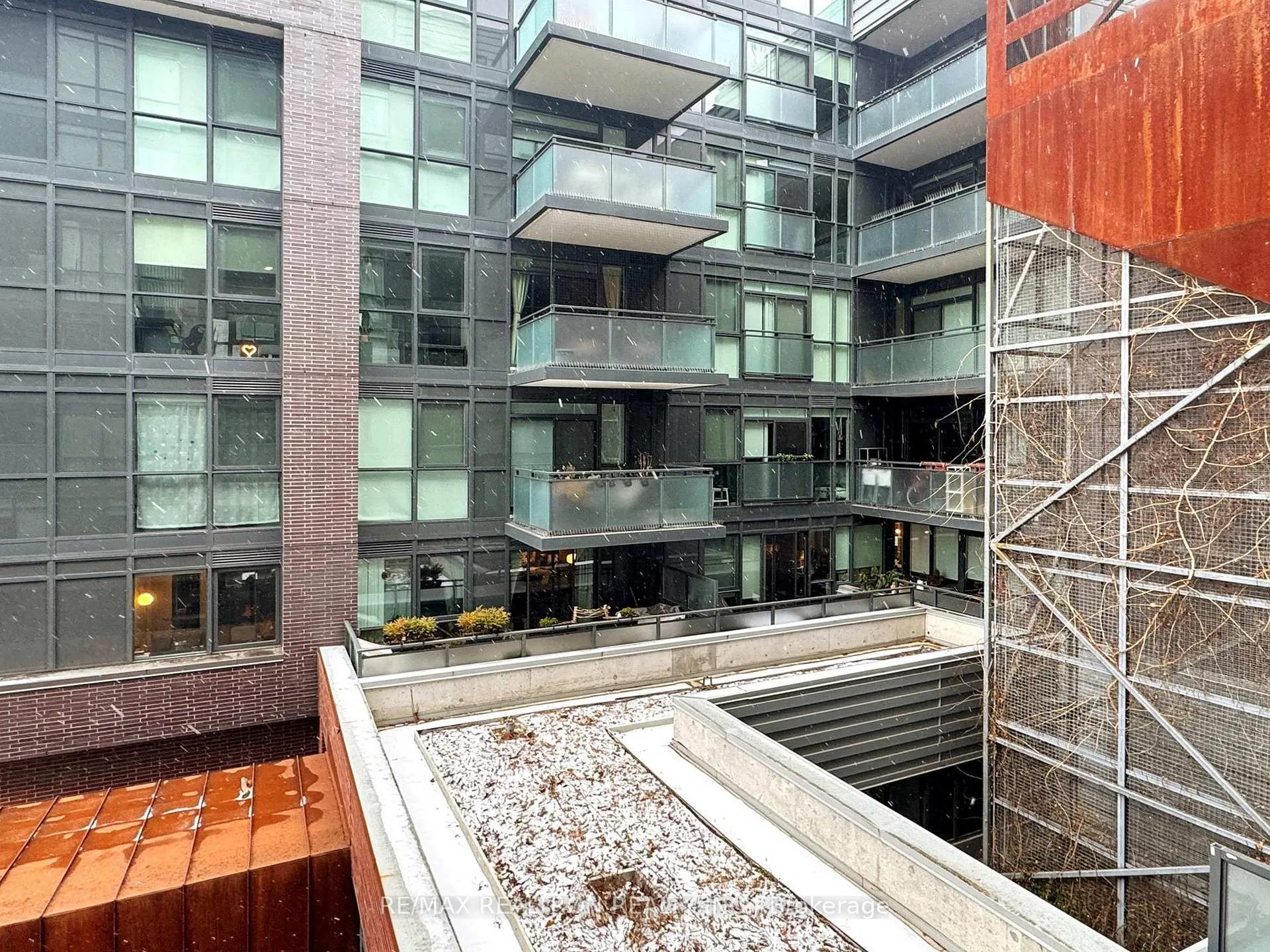 Photo 28 of Unit 302, 36 Howard Park Avenue, Toronto, Roncesvalles — HOMEH