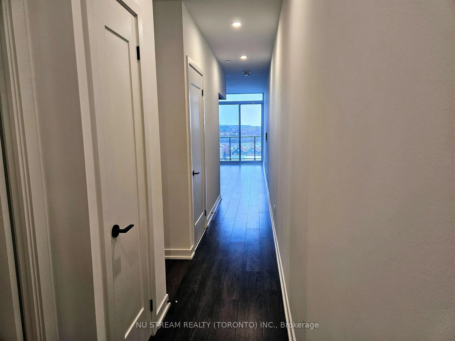 Front of Unit 906, 5 Defries Street