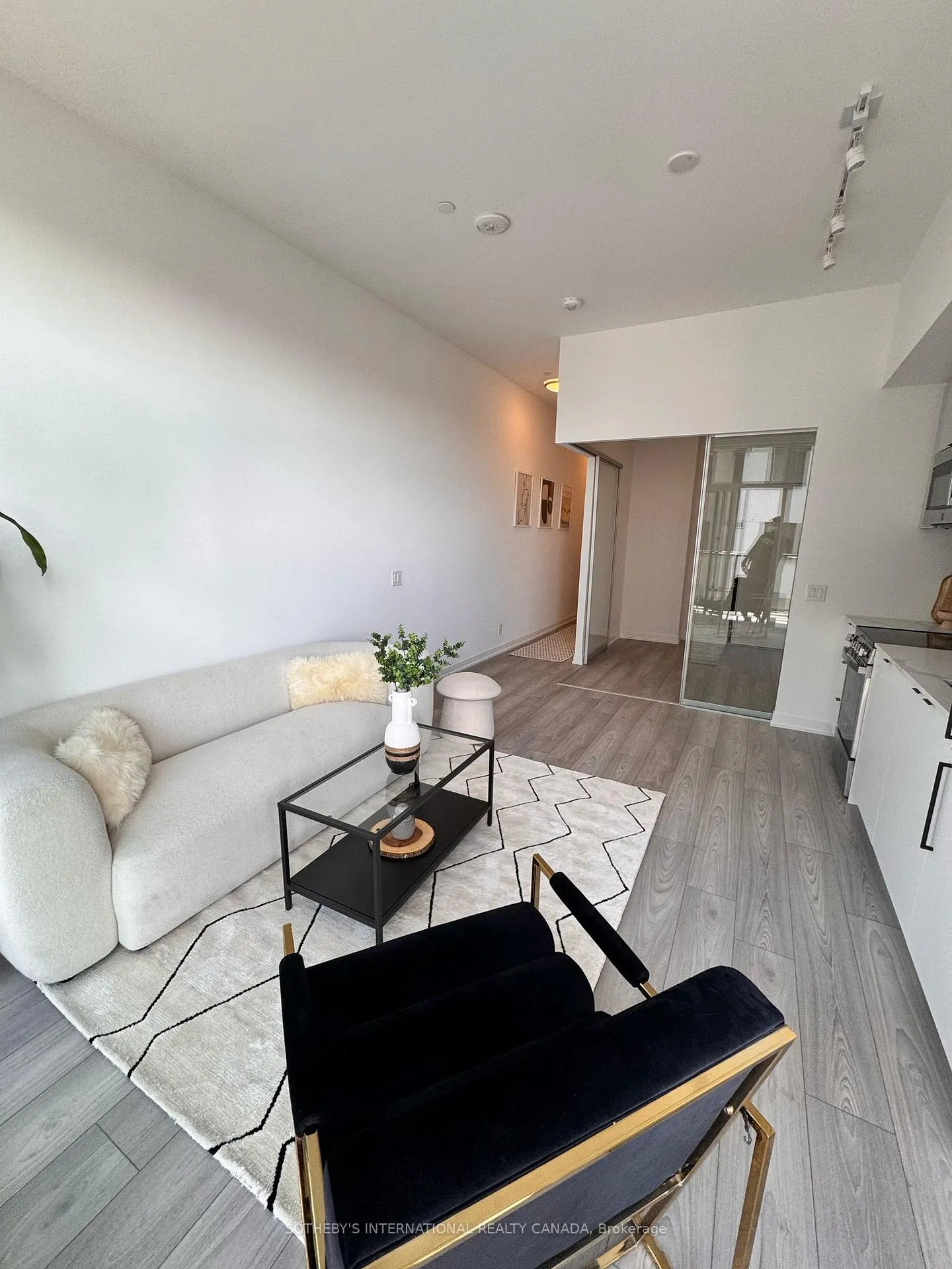 Photo 1 of Unit 431, 285 Dufferin Street, Toronto, South Parkdale — HOMEH