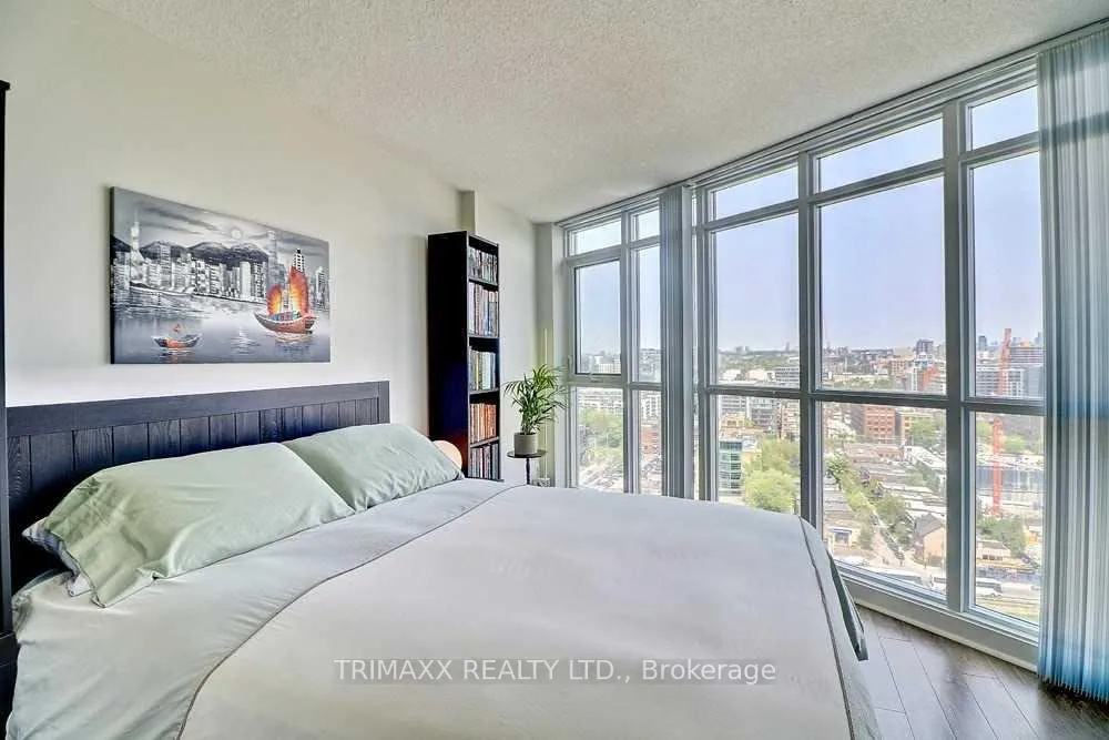 Photo 7 of Unit 3002, 21 Iceboat Terrace, Toronto, Waterfront Communities — HOMEH