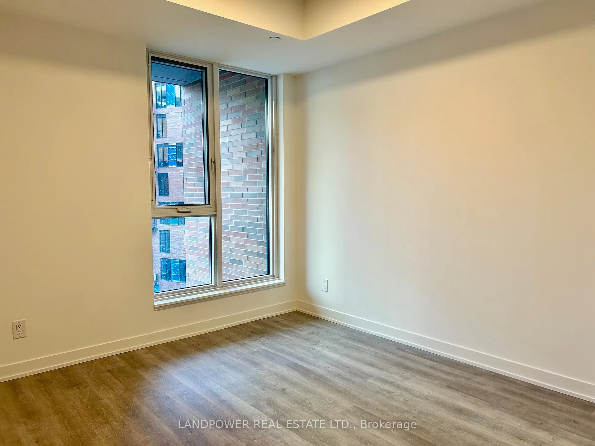 Photo 9 of Unit 733, 8119 Birchmount Road, Markham, Unionville — HOMEH