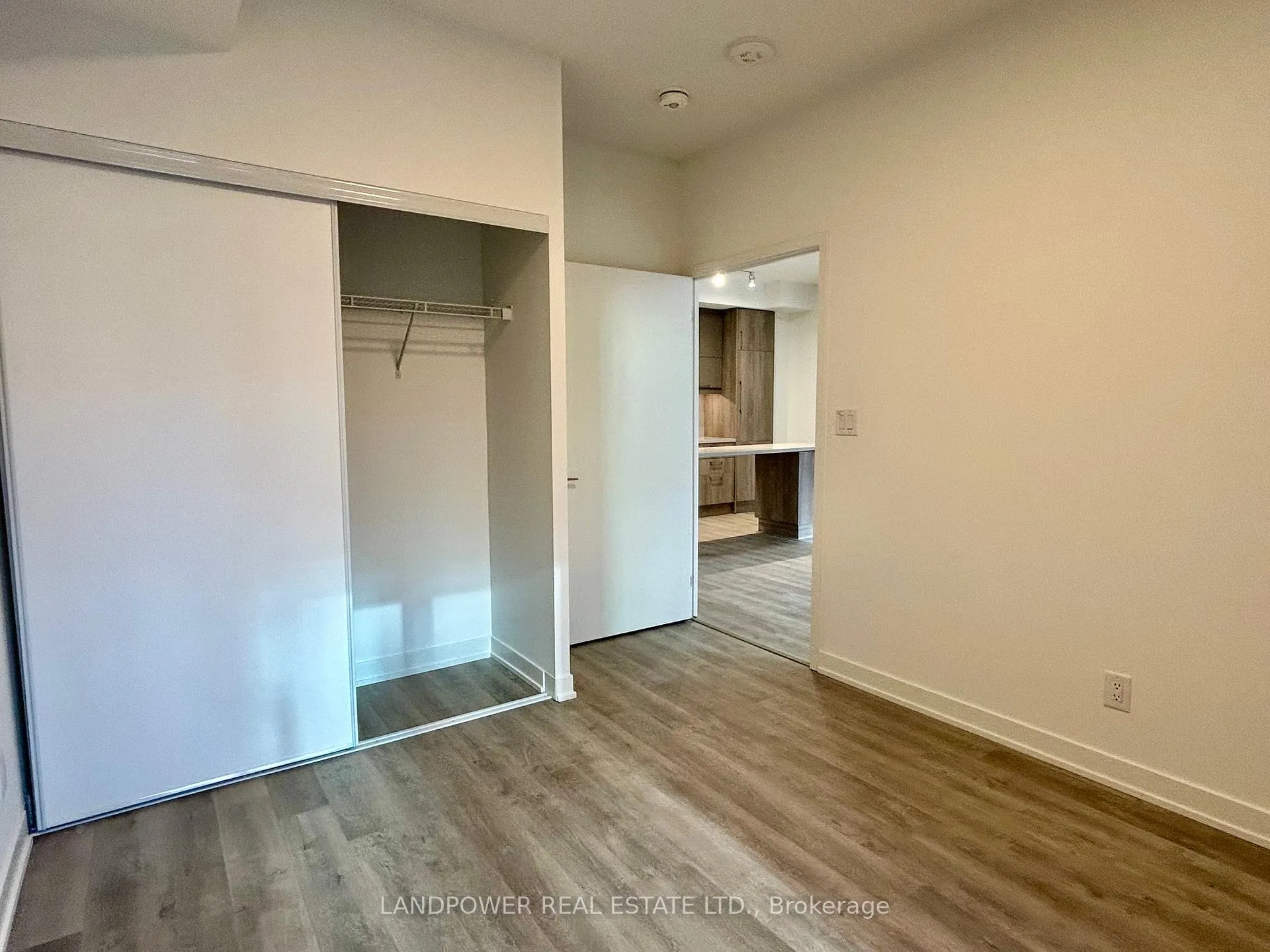 Photo 10 of Unit 733, 8119 Birchmount Road, Markham, Unionville — HOMEH