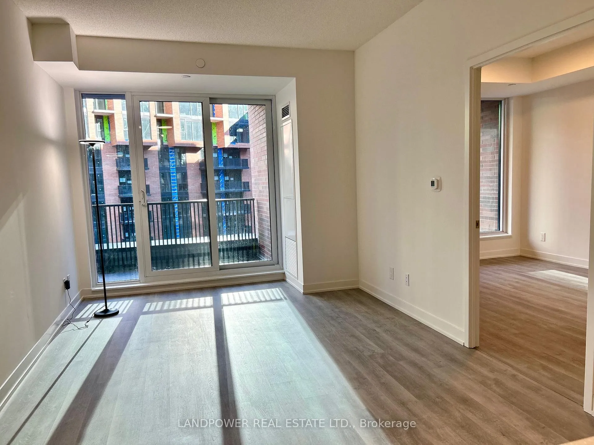 Photo 15 of Unit 733, 8119 Birchmount Road, Markham, Unionville — HOMEH