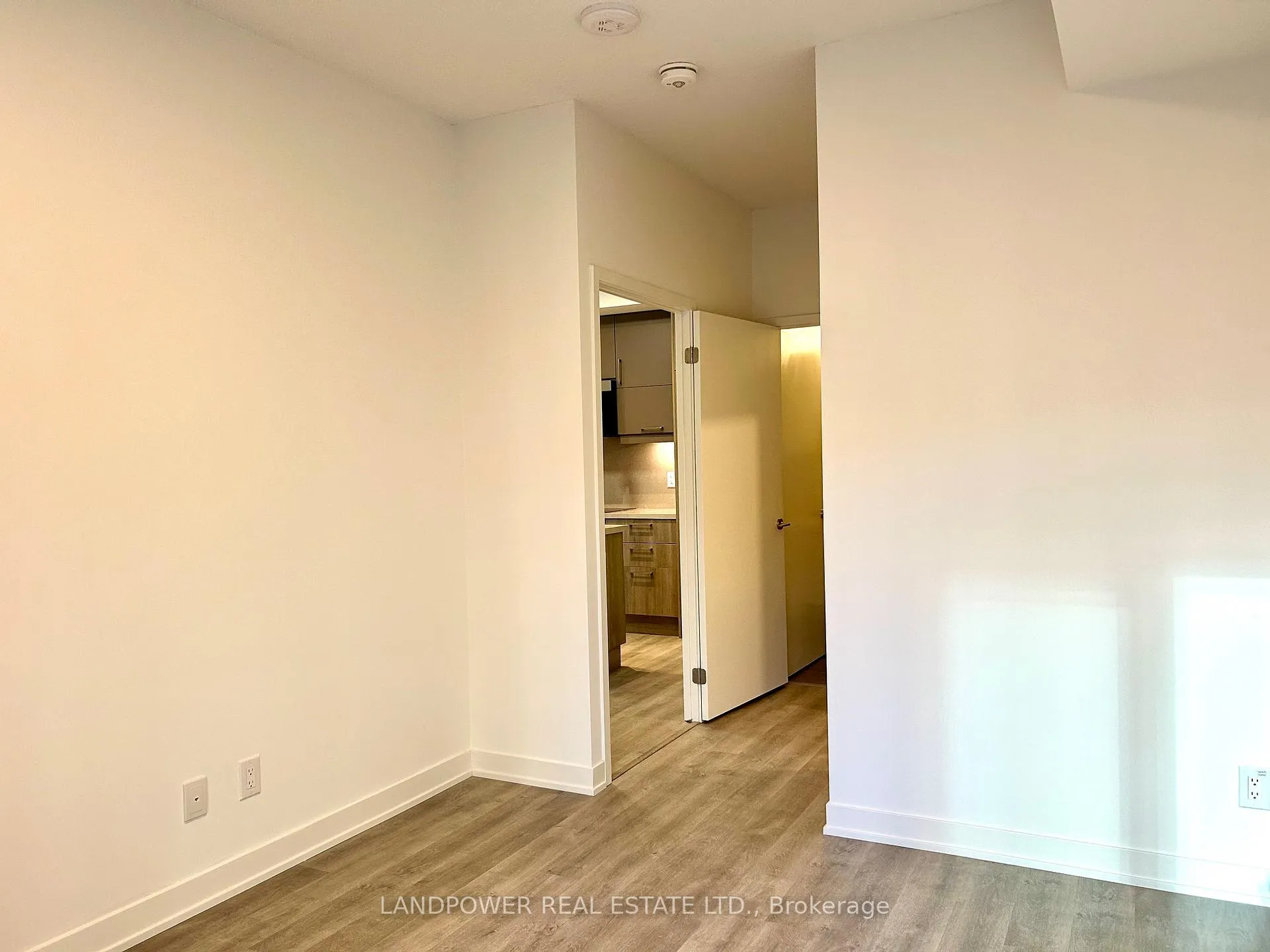 Photo 16 of Unit 733, 8119 Birchmount Road, Markham, Unionville — HOMEH