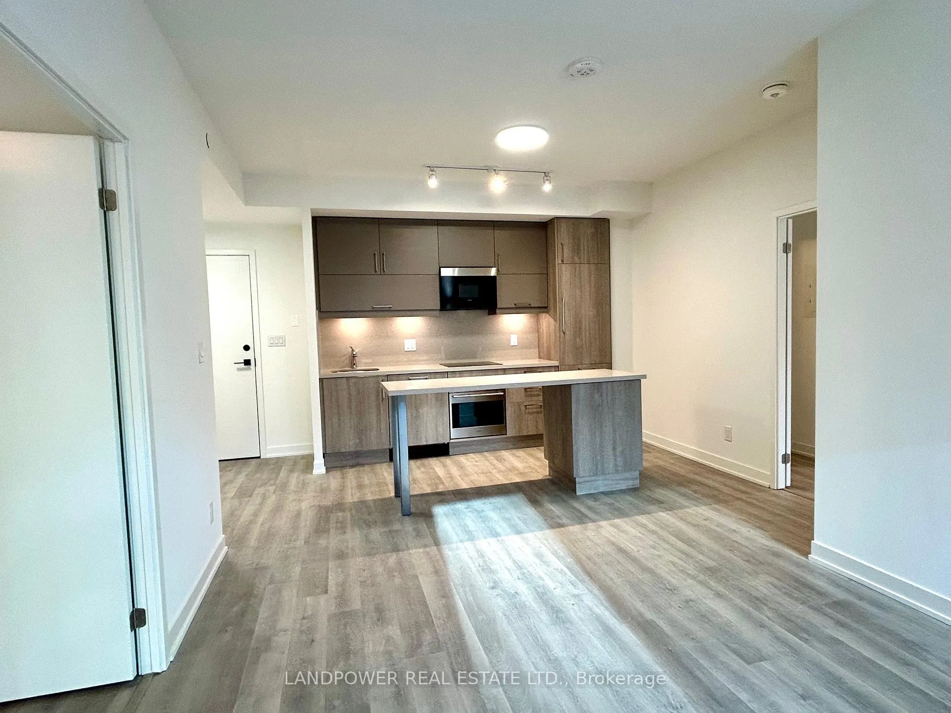 Photo 19 of Unit 733, 8119 Birchmount Road, Markham, Unionville — HOMEH