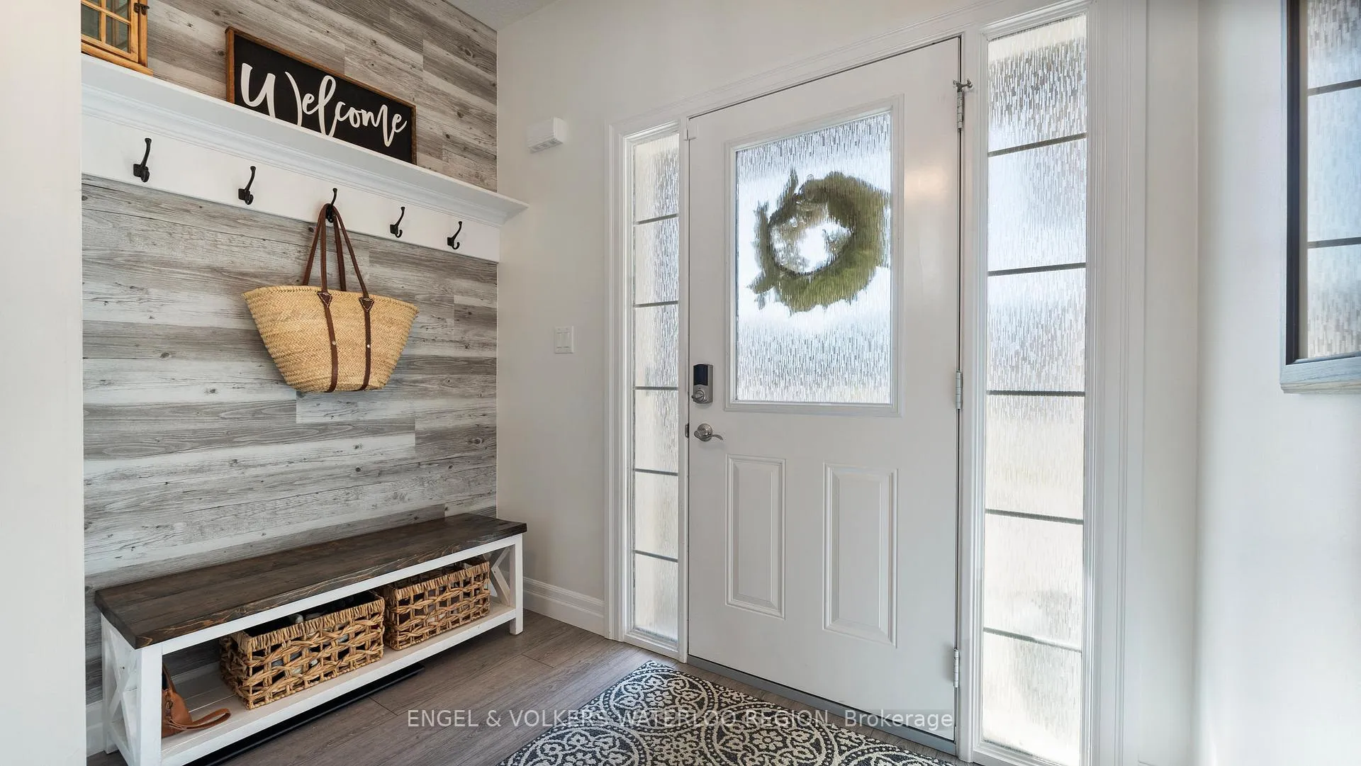Photo 5 of 68 Arlington Parkway, Brant, Paris — HOMEH