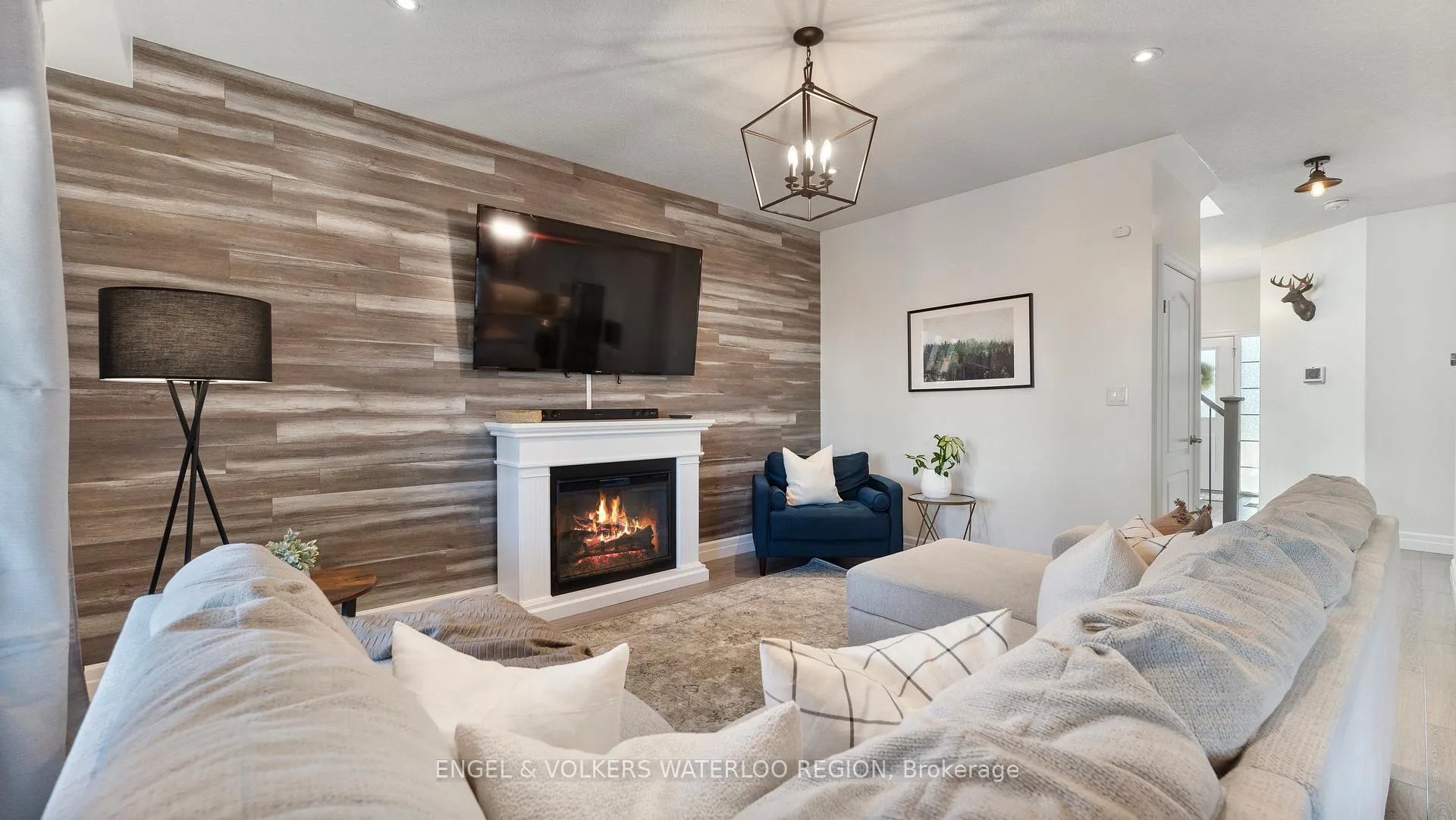 Photo 10 of 68 Arlington Parkway, Brant, Paris — HOMEH