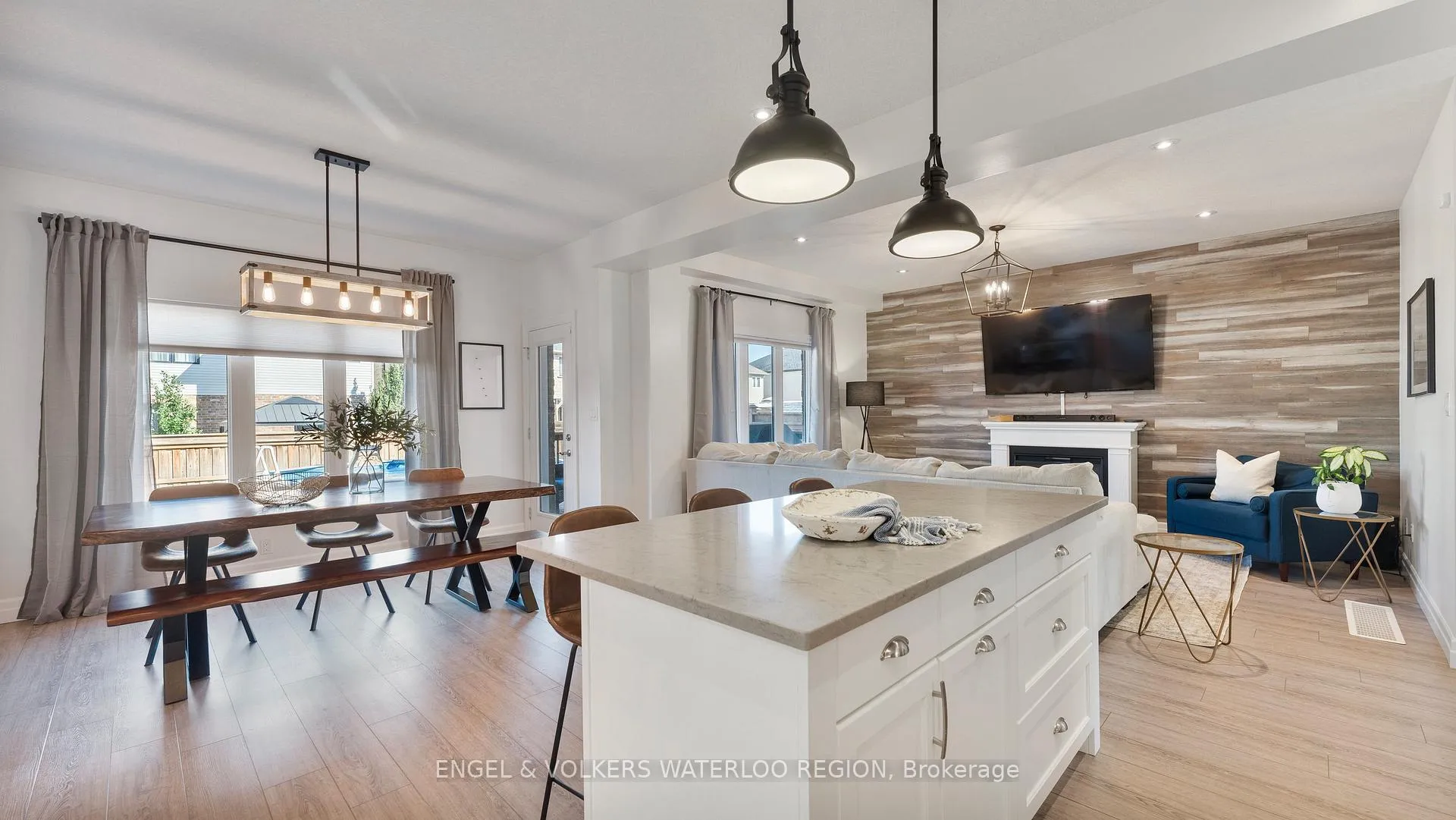 Photo 15 of 68 Arlington Parkway, Brant, Paris — HOMEH