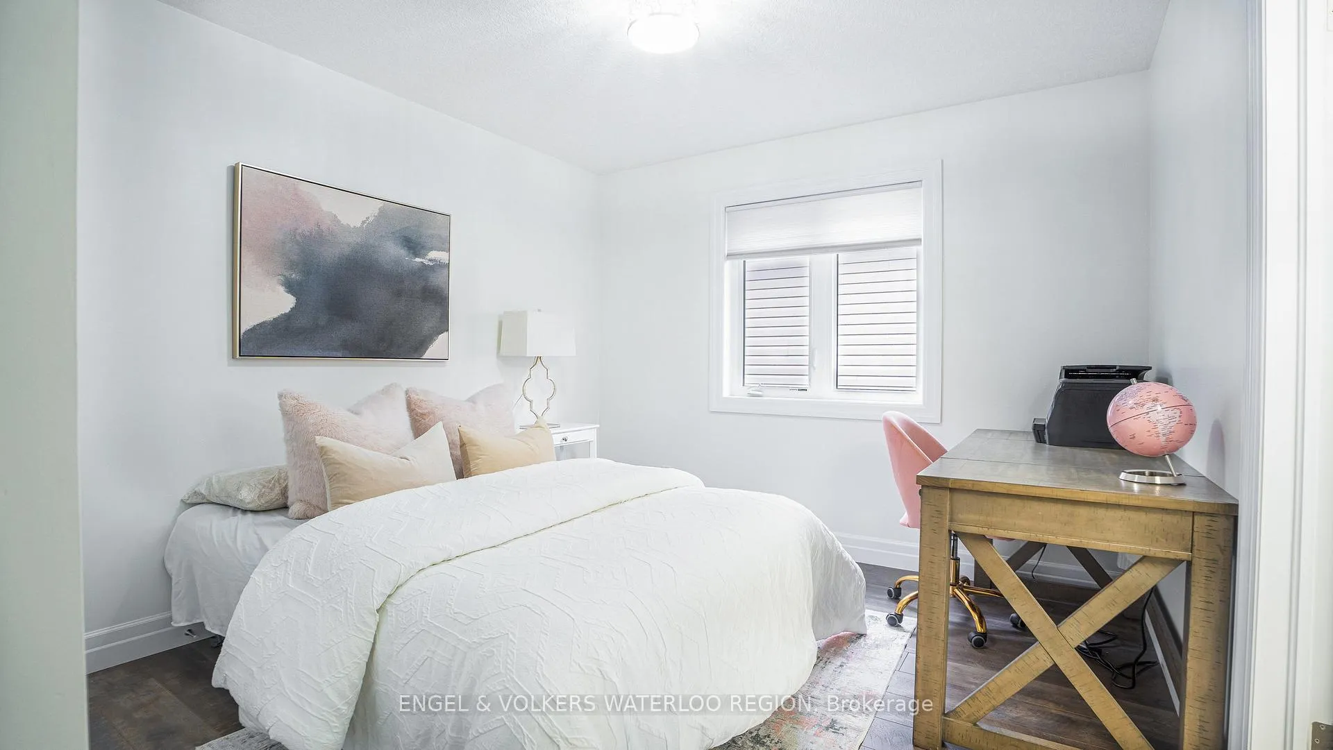 Photo 20 of 68 Arlington Parkway, Brant, Paris — HOMEH