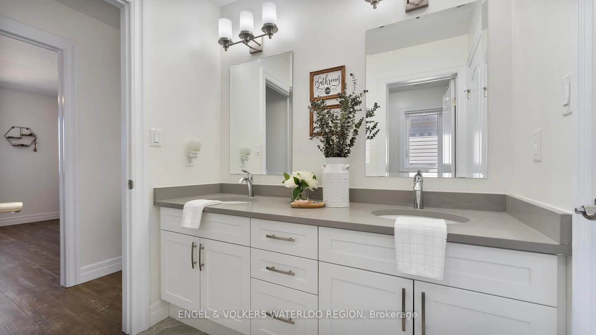 Photo 21 of 68 Arlington Parkway, Brant, Paris — HOMEH