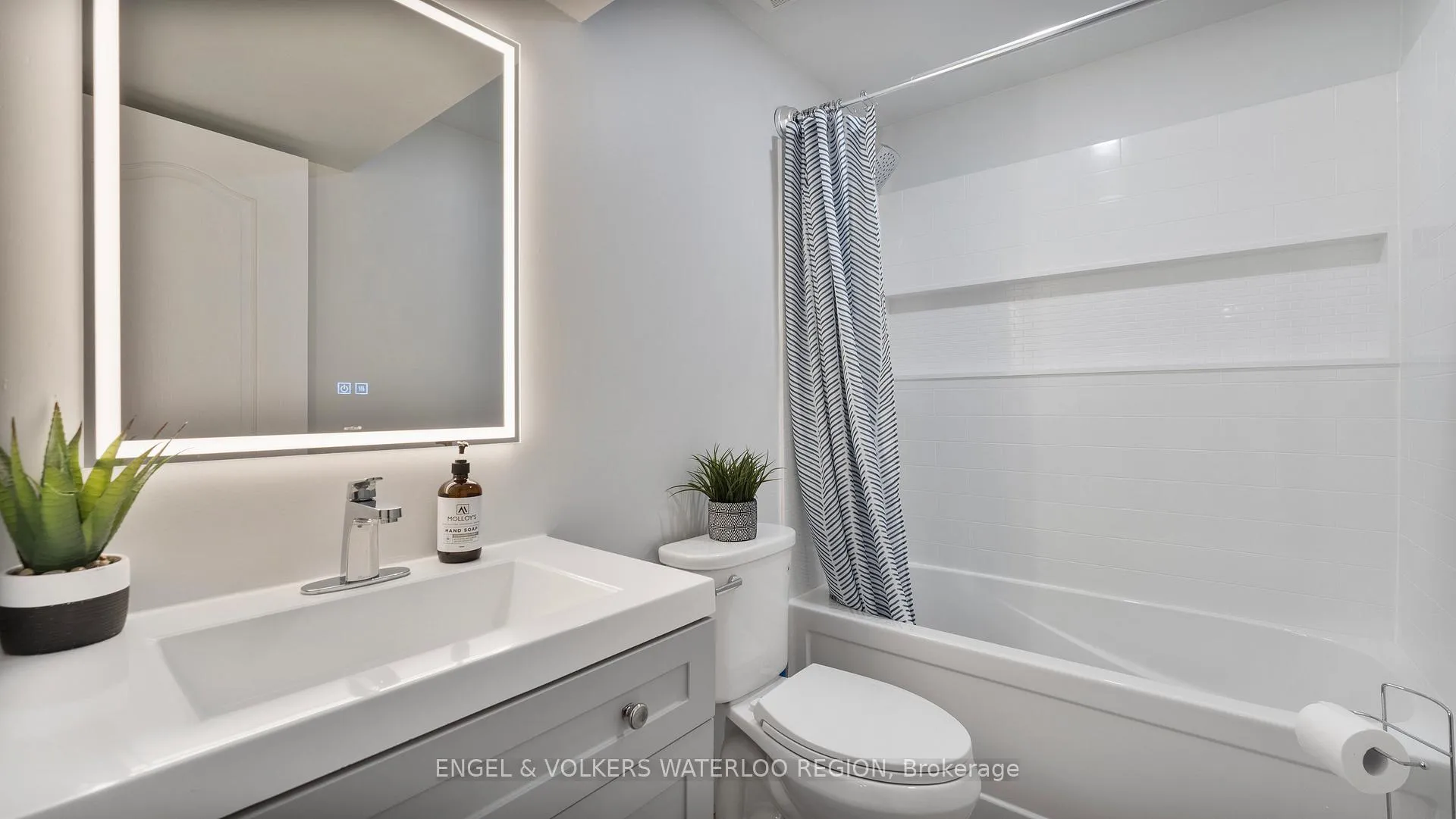 Photo 30 of 68 Arlington Parkway, Brant, Paris — HOMEH
