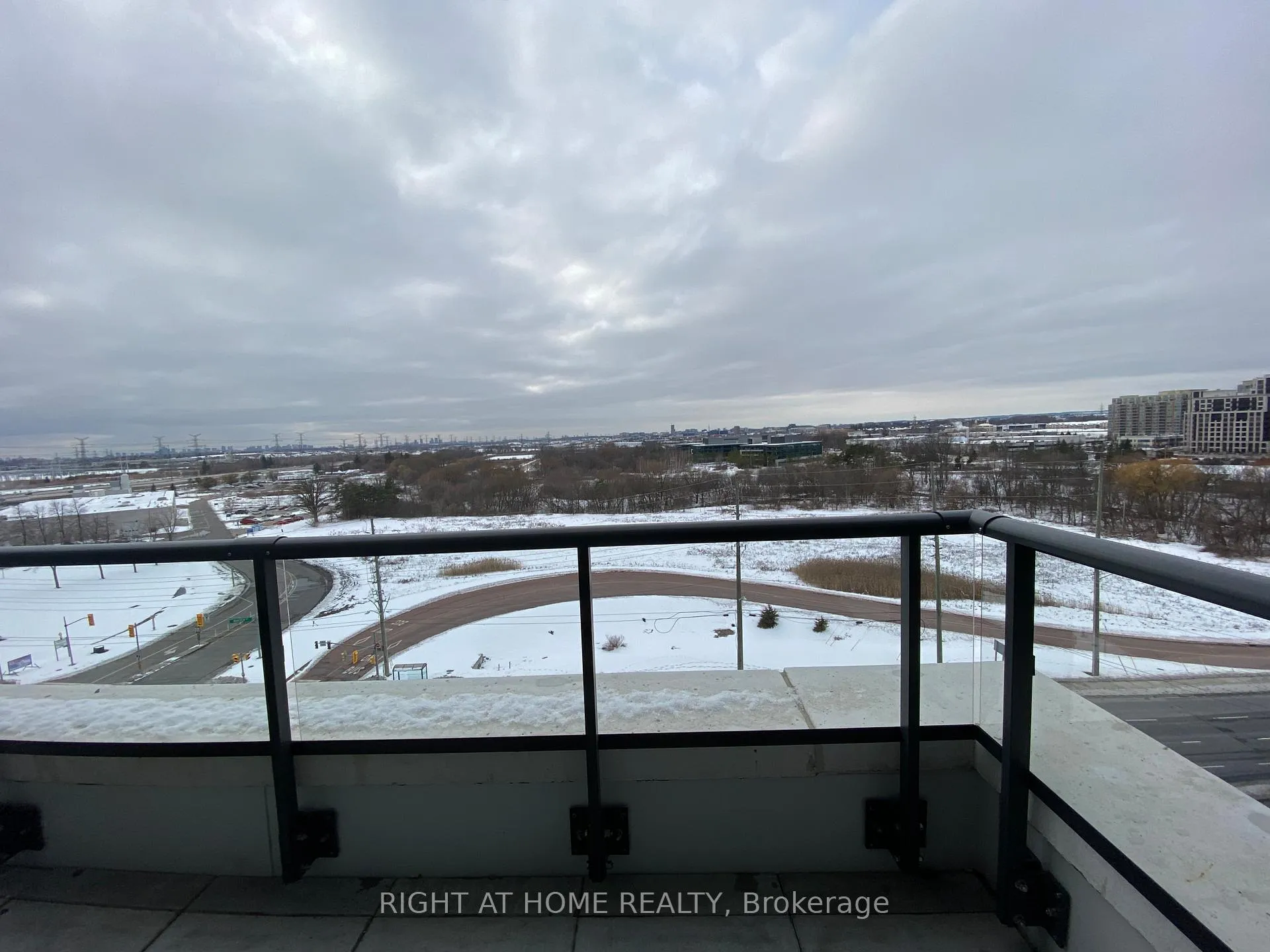 Photo 11 of Unit 916A, 10 Rouge Valley Drive W, Markham, Unionville — HOMEH