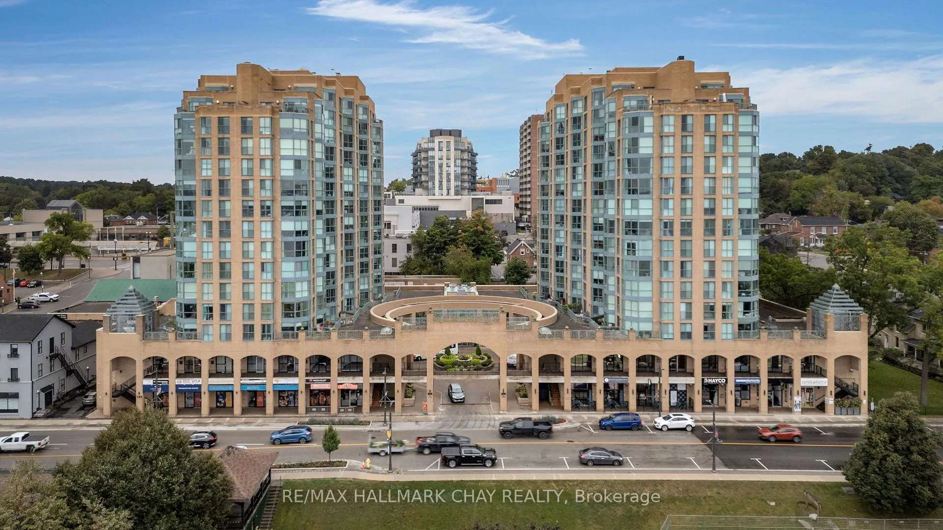 Photo 1 of Unit 610, 140 Dunlop Street E, Barrie, City Centre — HOMEH