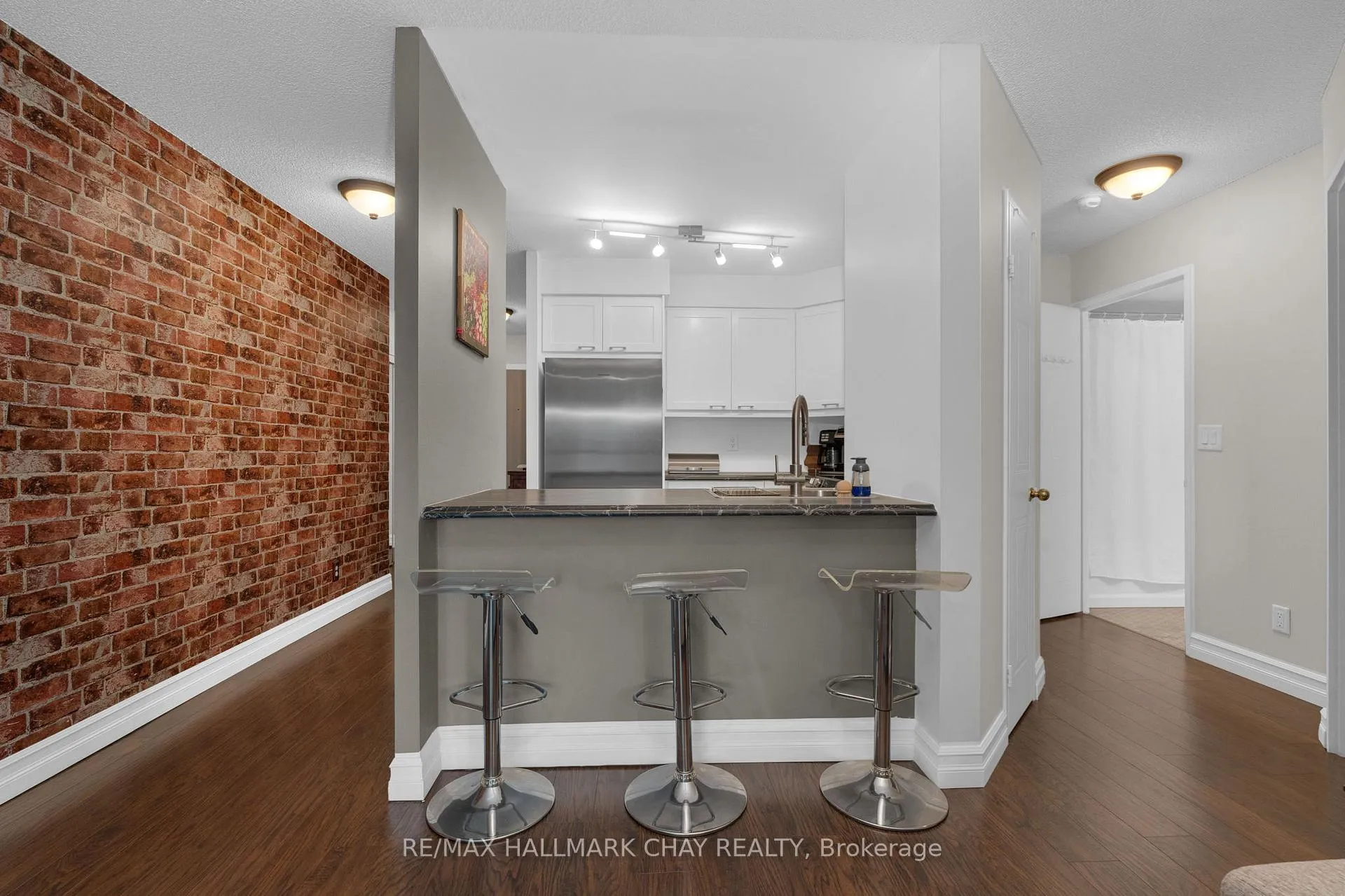 Photo 9 of Unit 610, 140 Dunlop Street E, Barrie, City Centre — HOMEH