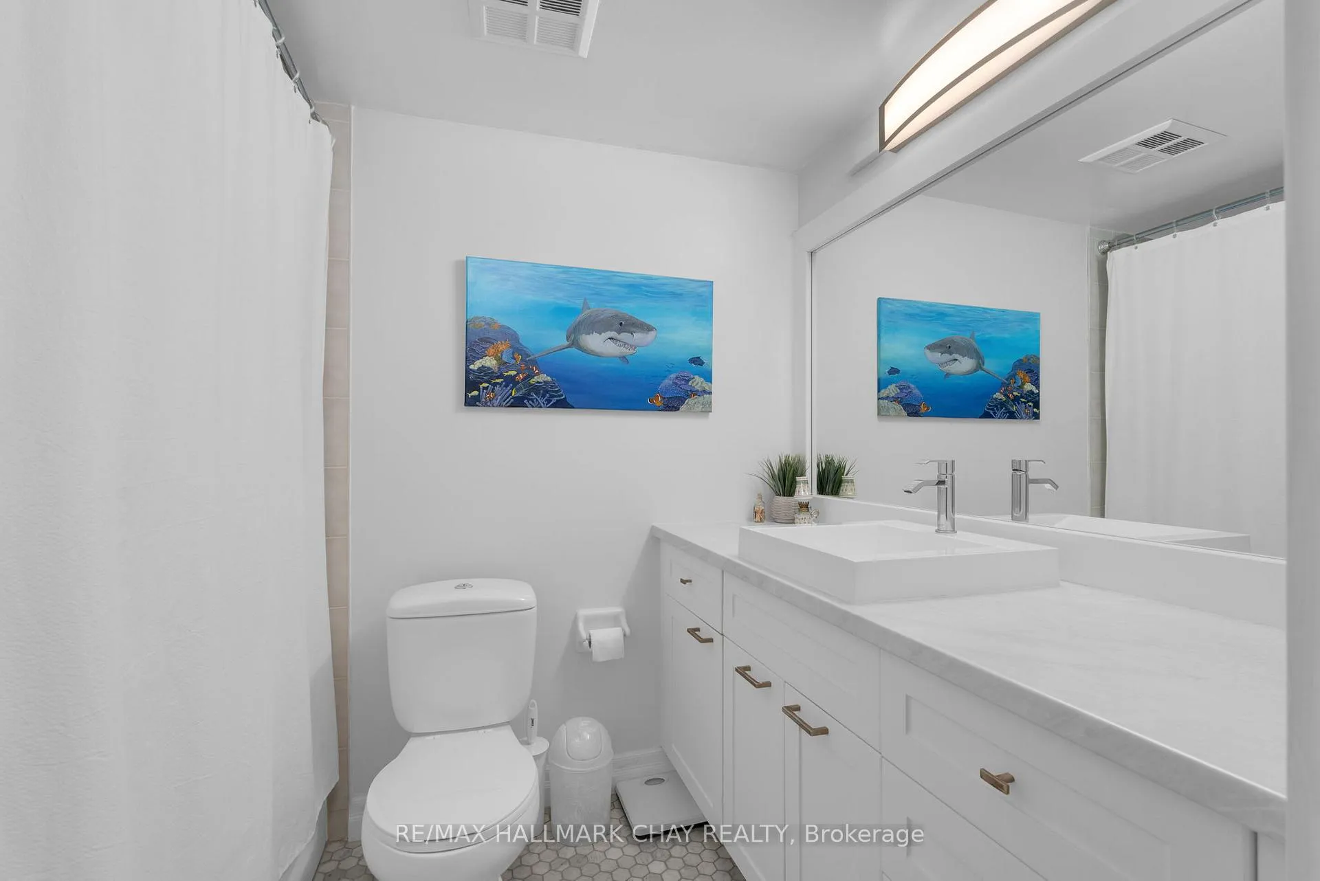 Photo 15 of Unit 610, 140 Dunlop Street E, Barrie, City Centre — HOMEH