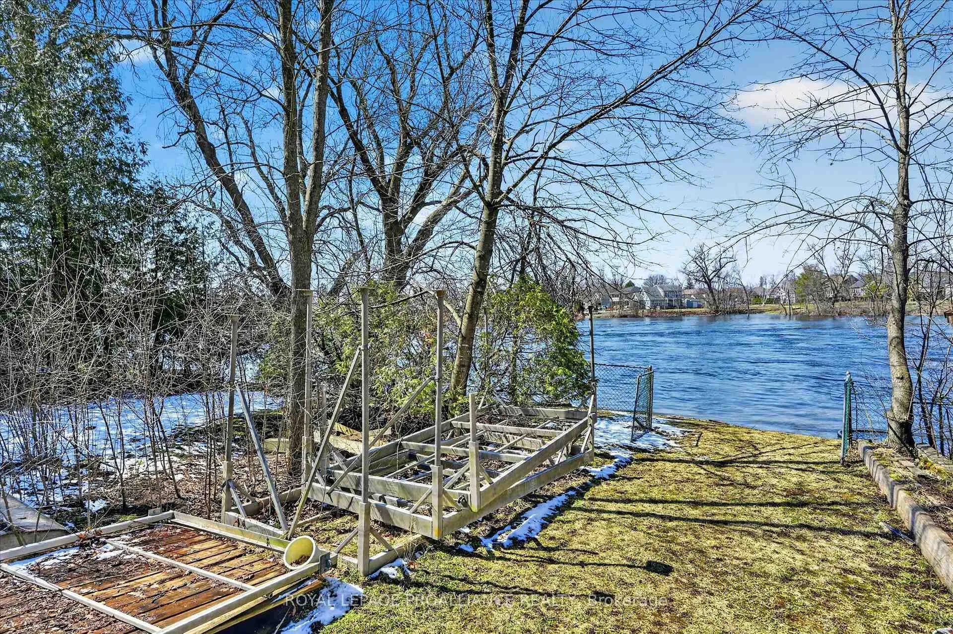 Photo 12 of 665 River Road S, Peterborough, Ashburnham Ward 4 — HOMEH